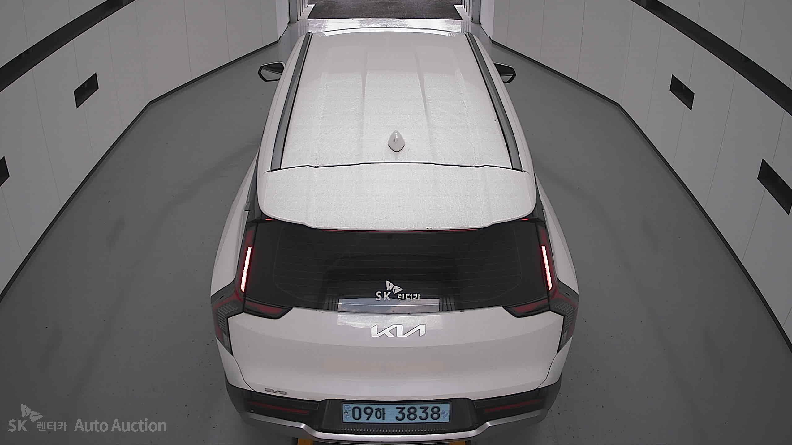 2024 - kia ev9