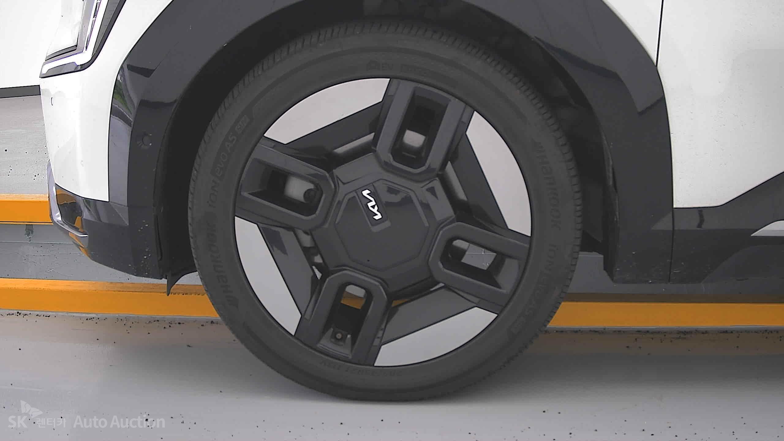 2024 - kia ev9