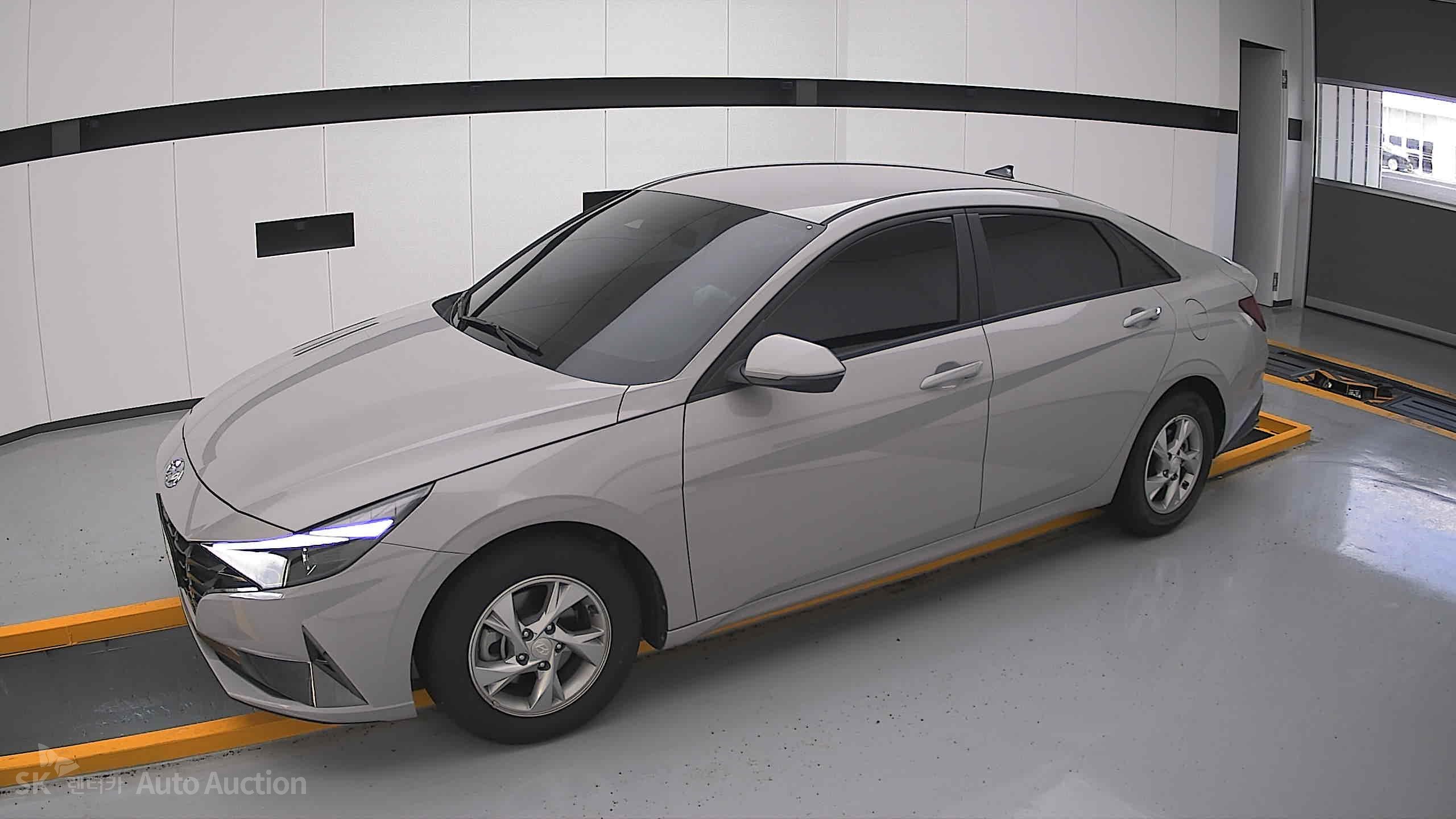 2023 - hyundai avante