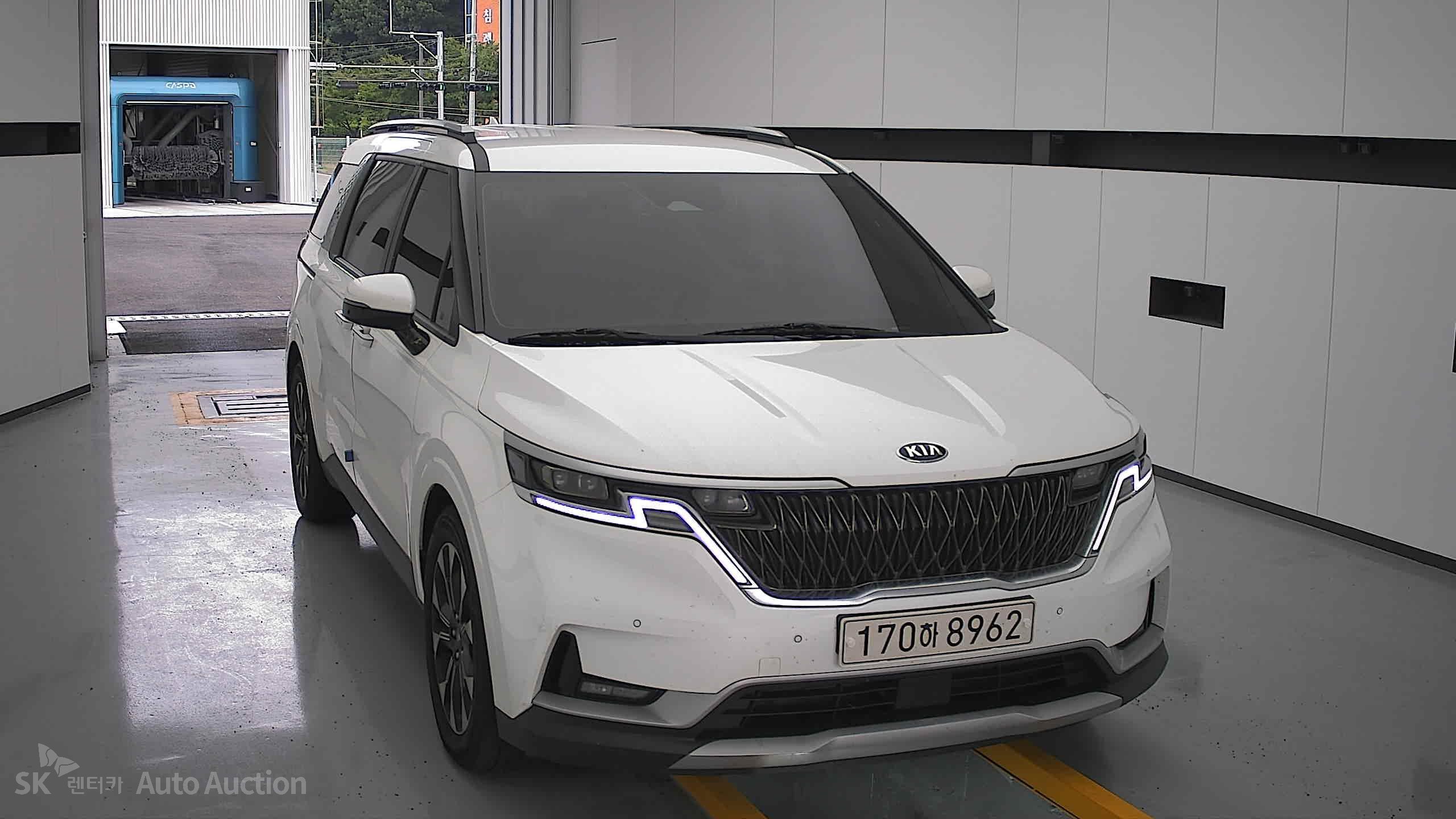 2021 - kia carnival