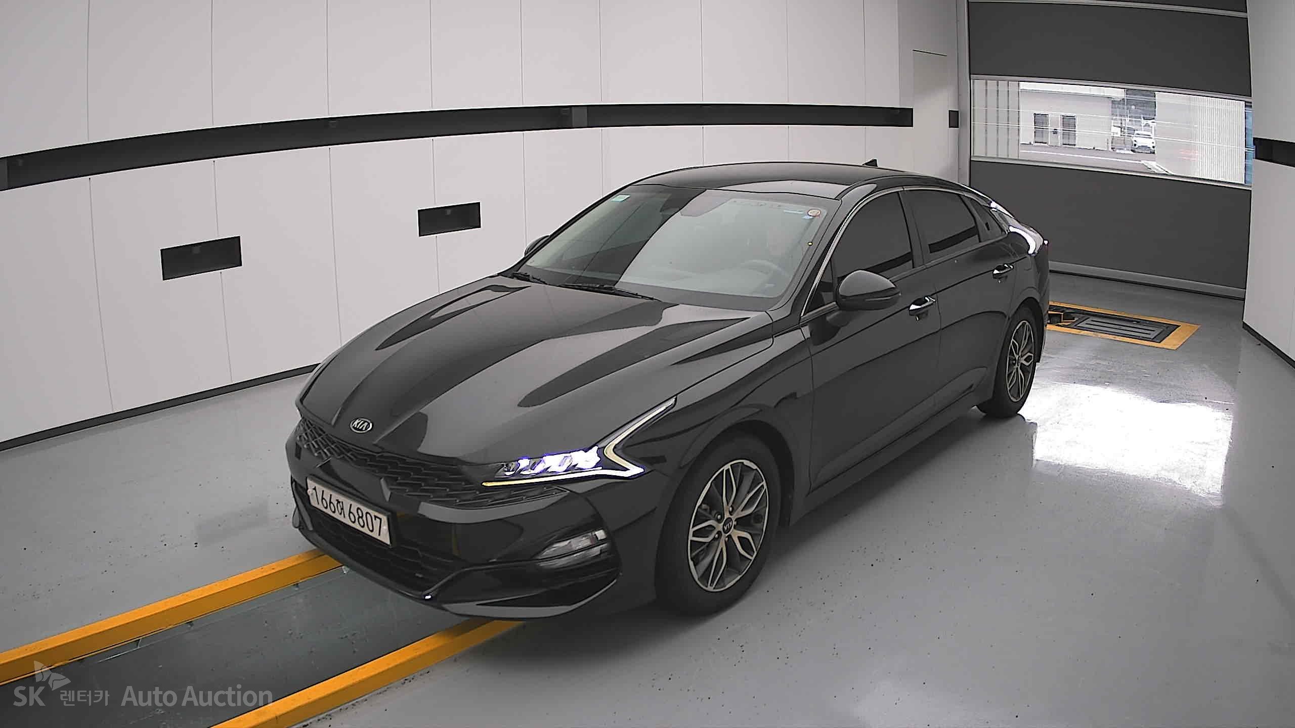 2021 - kia k5