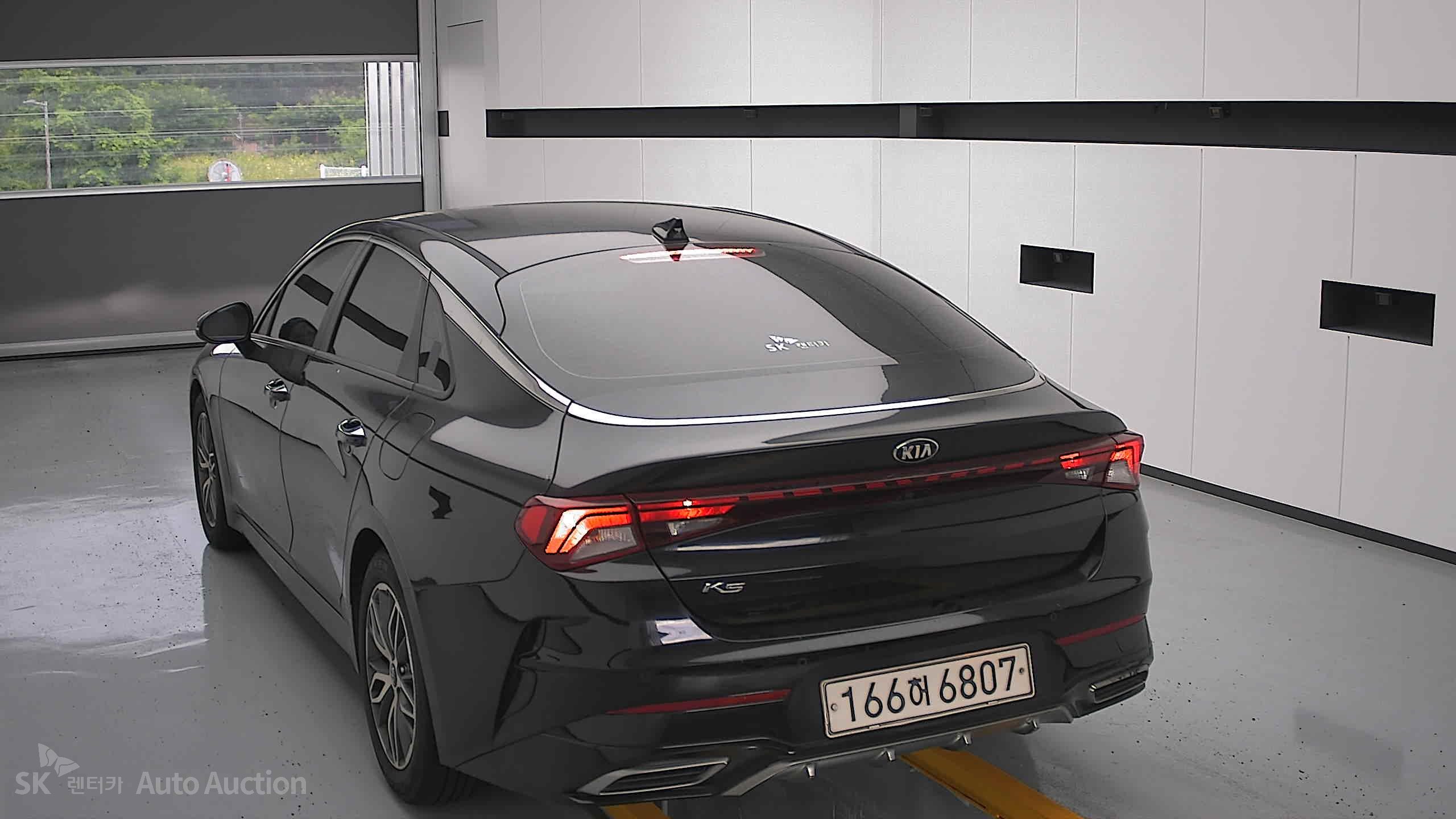 2021 - kia k5