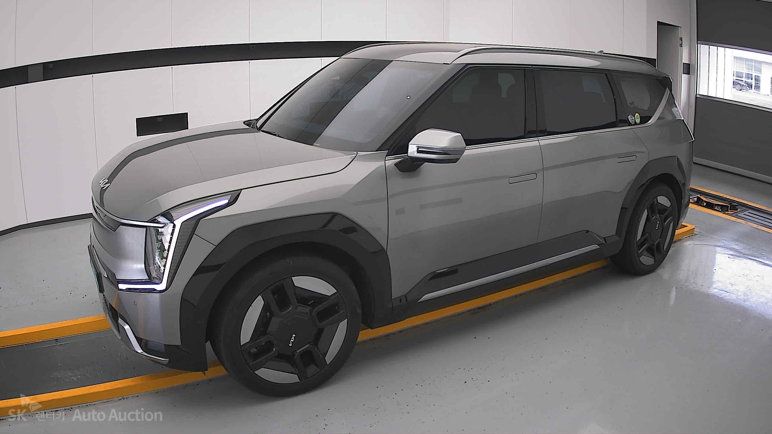 2024 - kia ev9