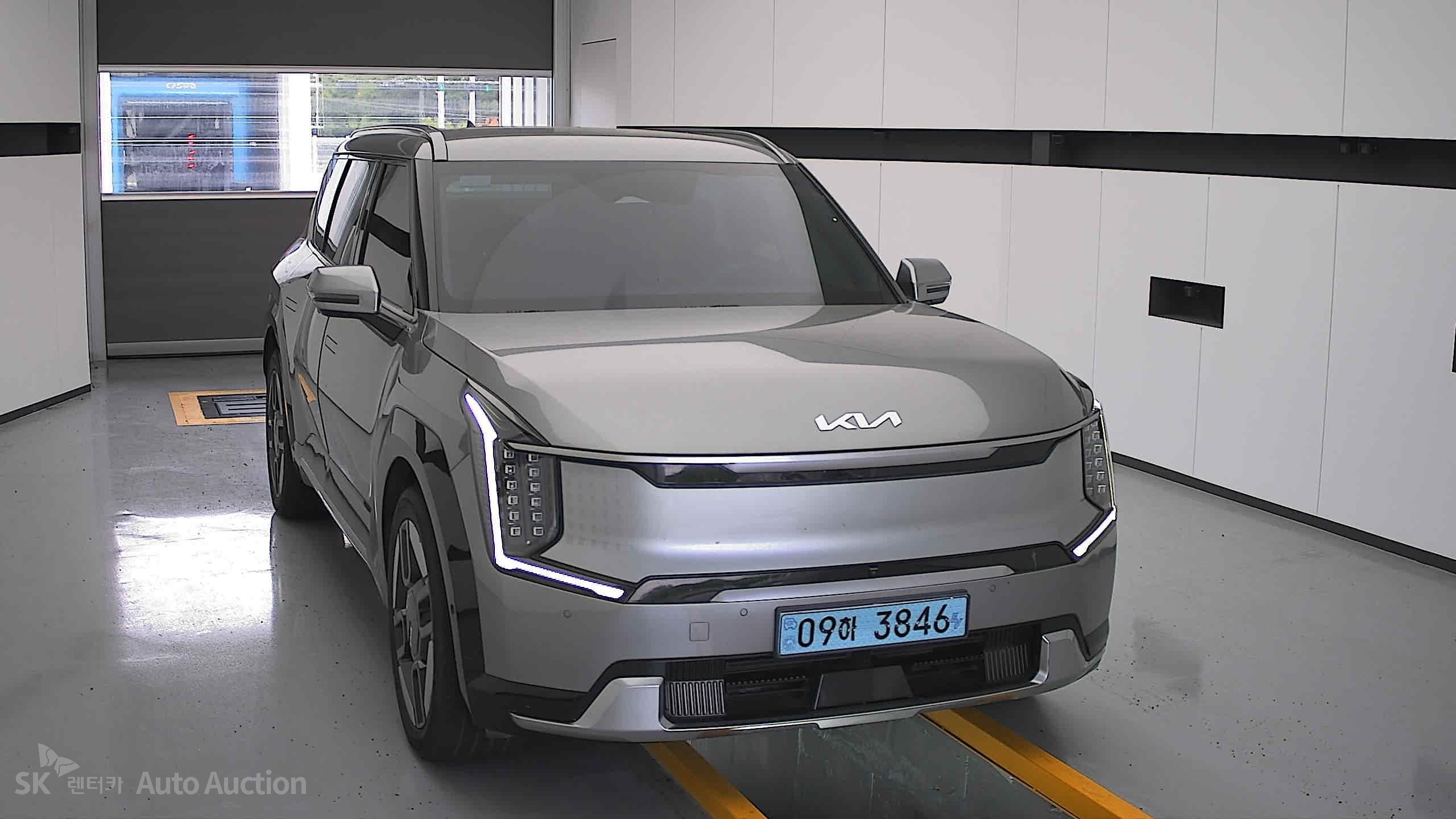 2024 - kia ev9