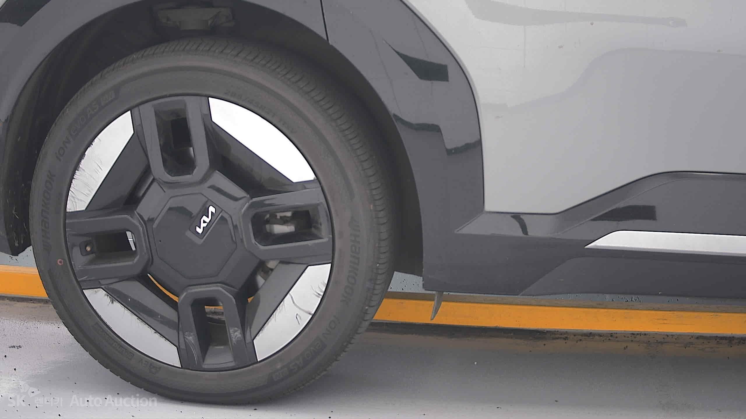 2024 - kia ev9