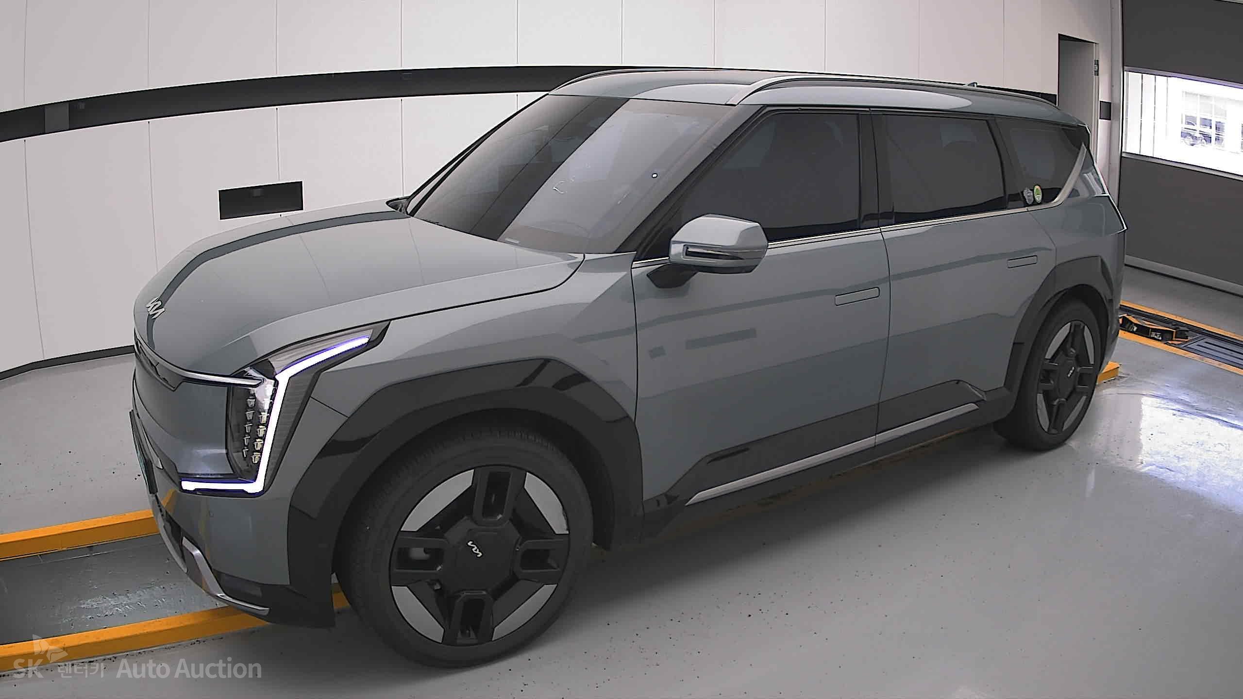 2024 - kia ev9