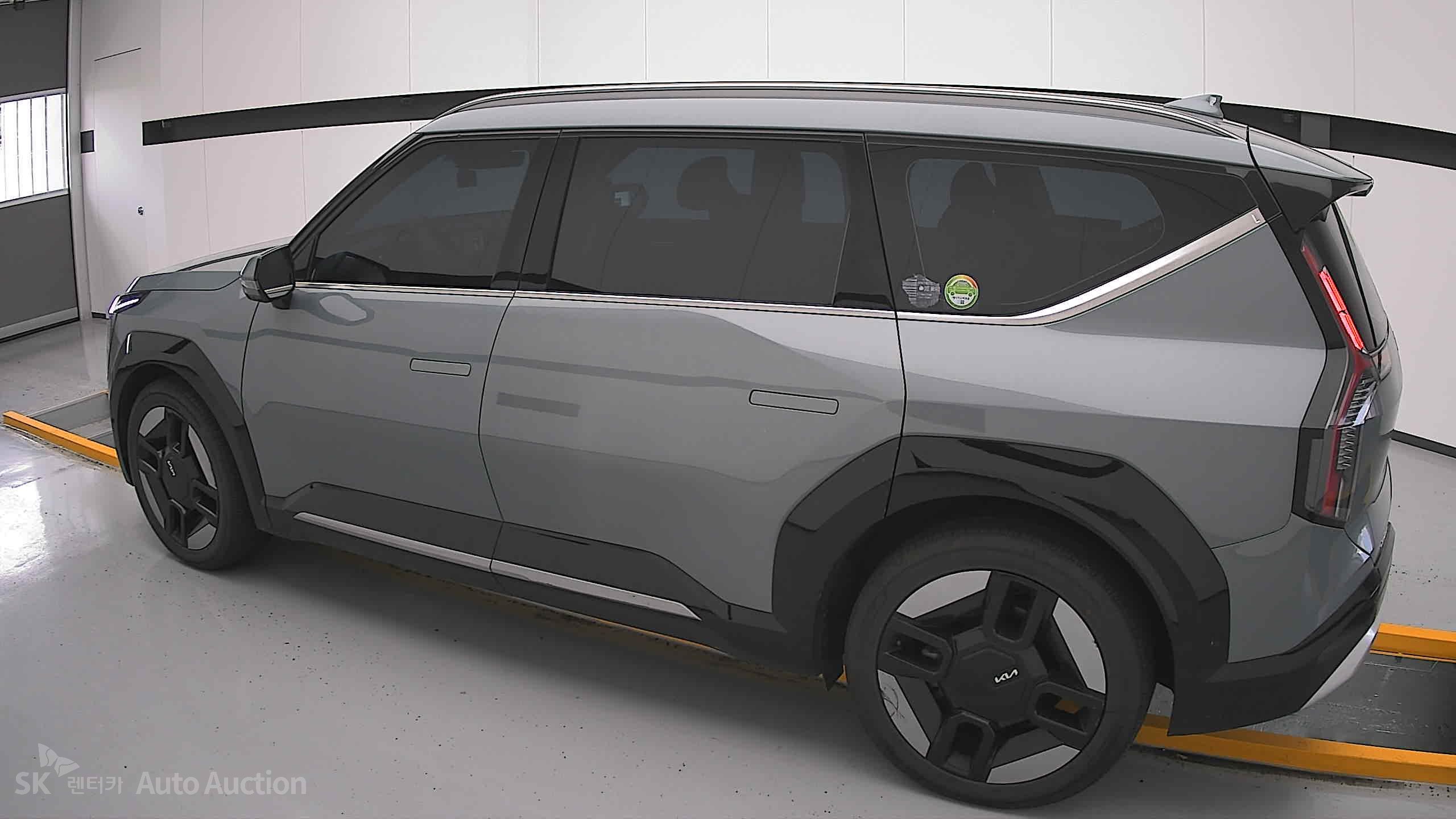 2024 - kia ev9