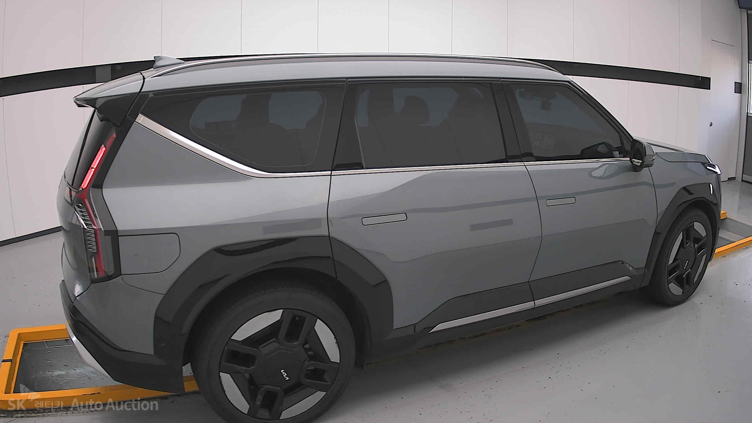2024 - kia ev9