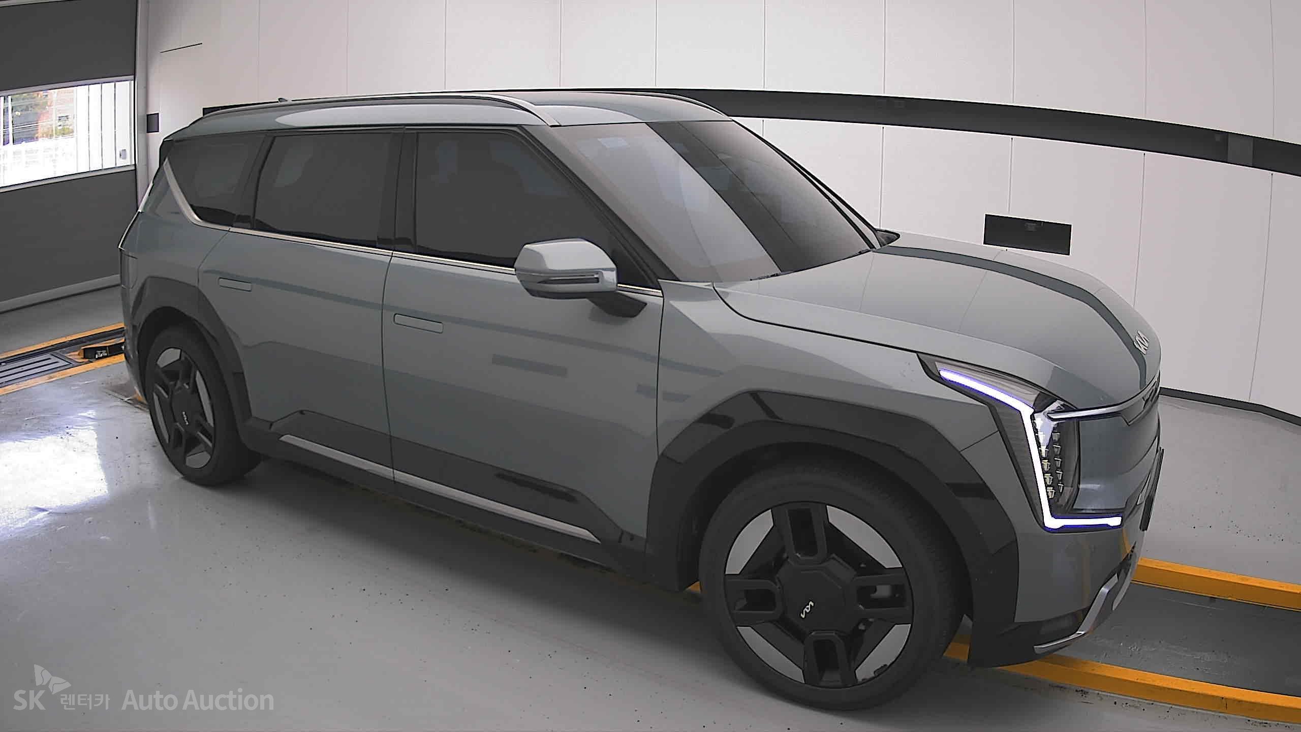 2024 - kia ev9