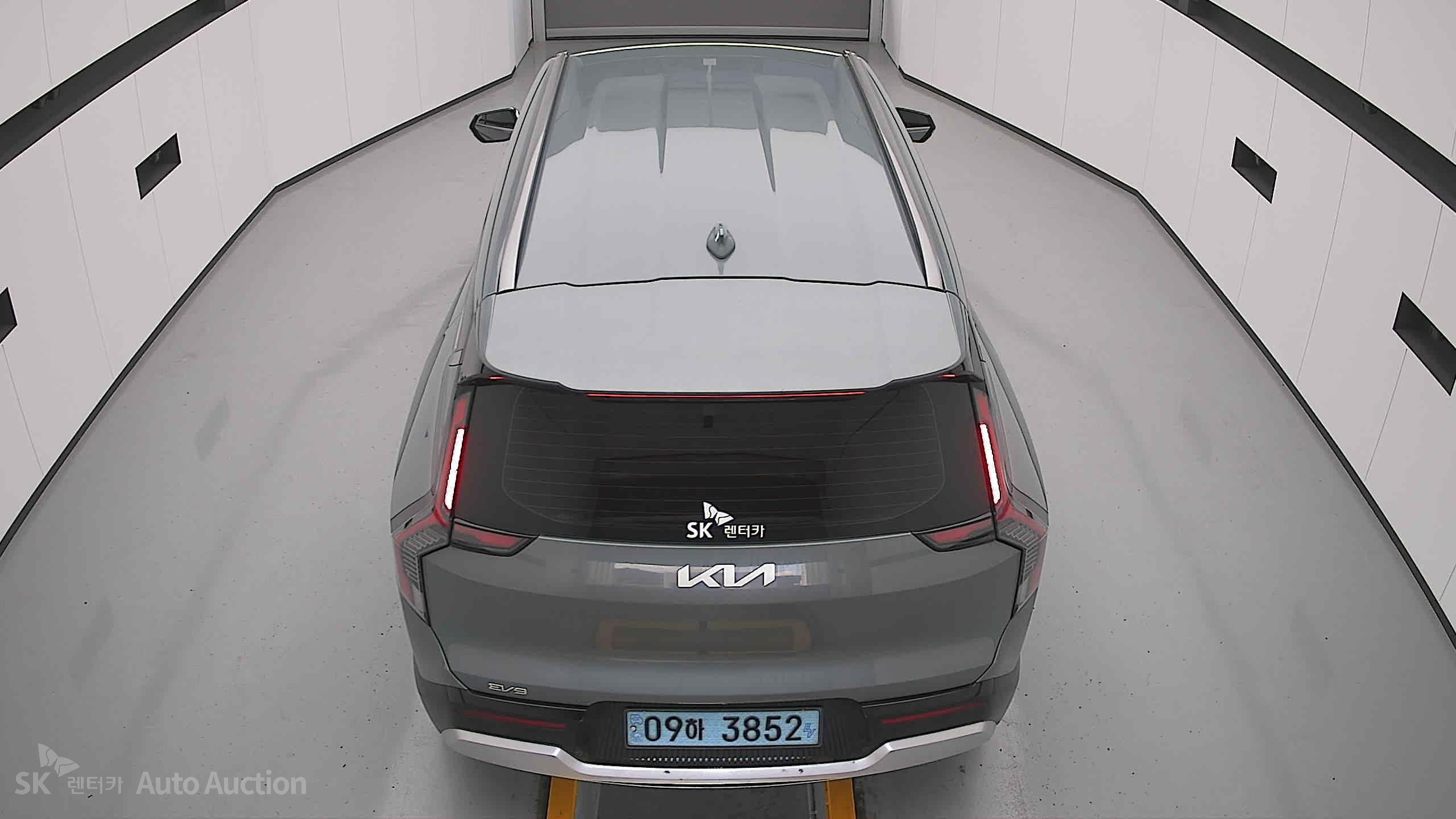 2024 - kia ev9
