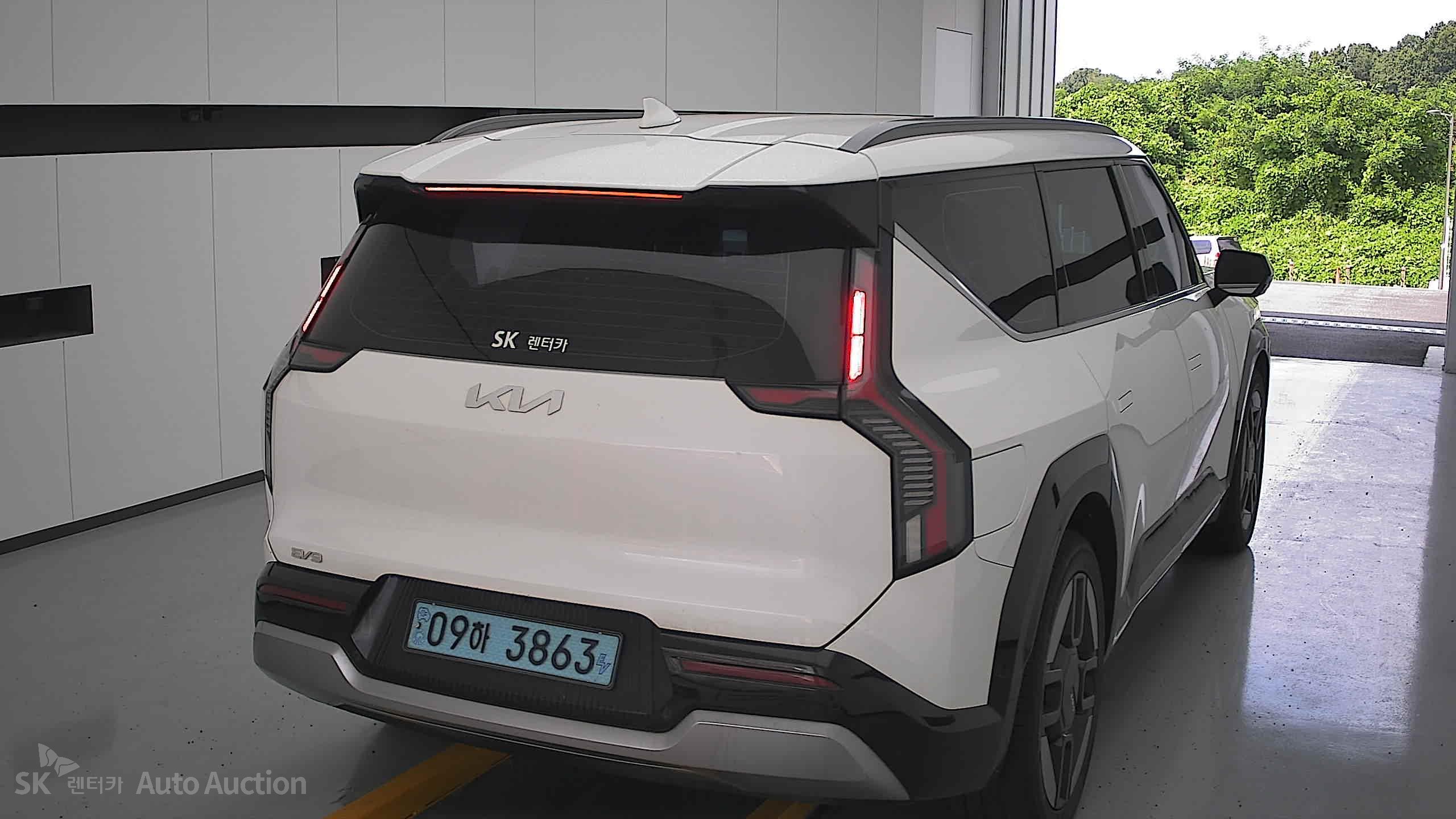 2024 - kia ev9
