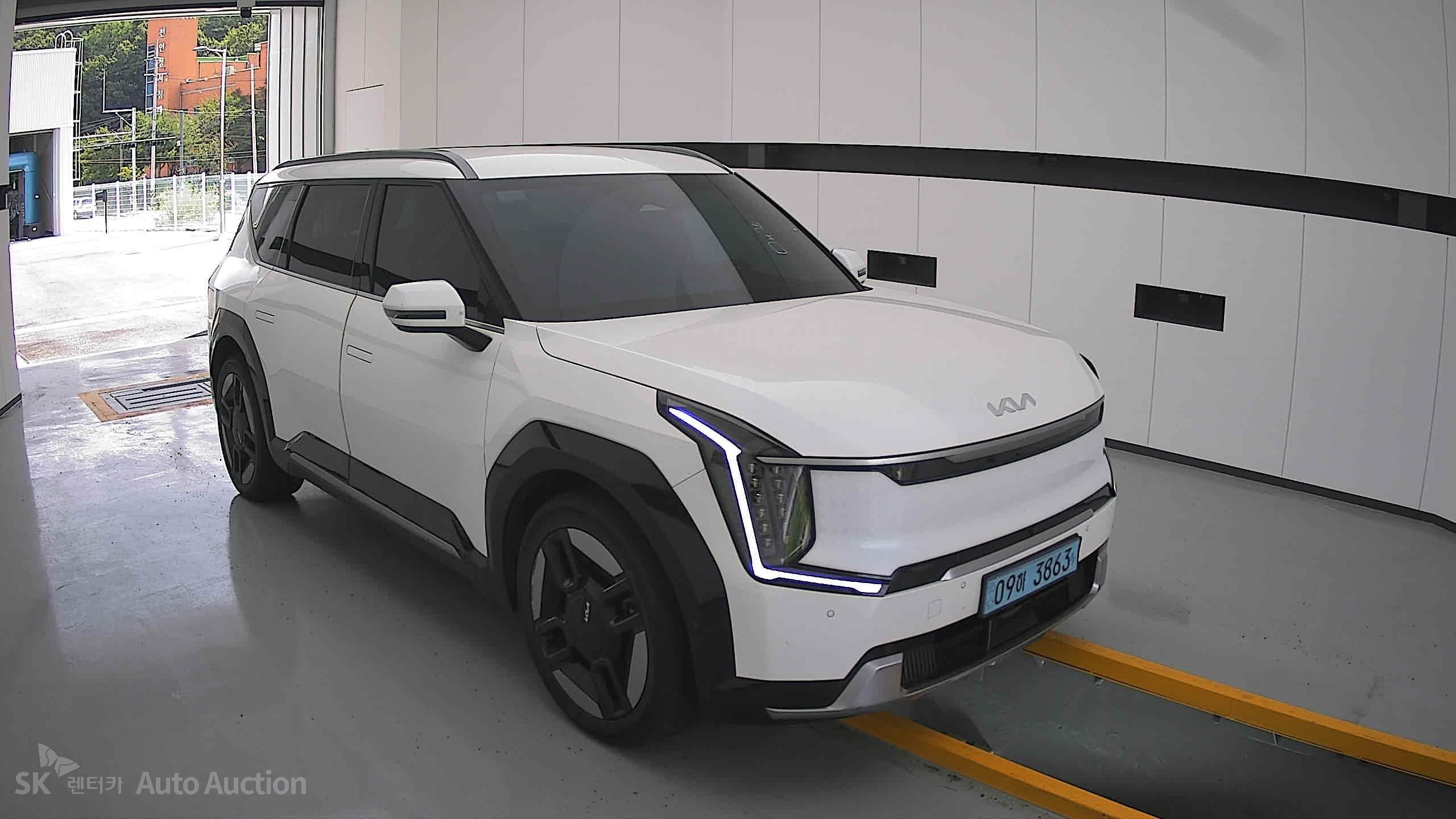 2024 - kia ev9
