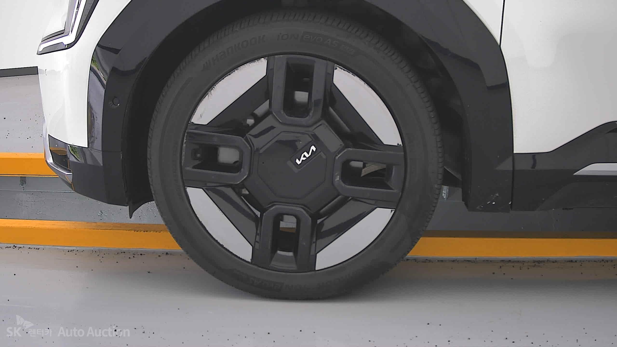 2024 - kia ev9