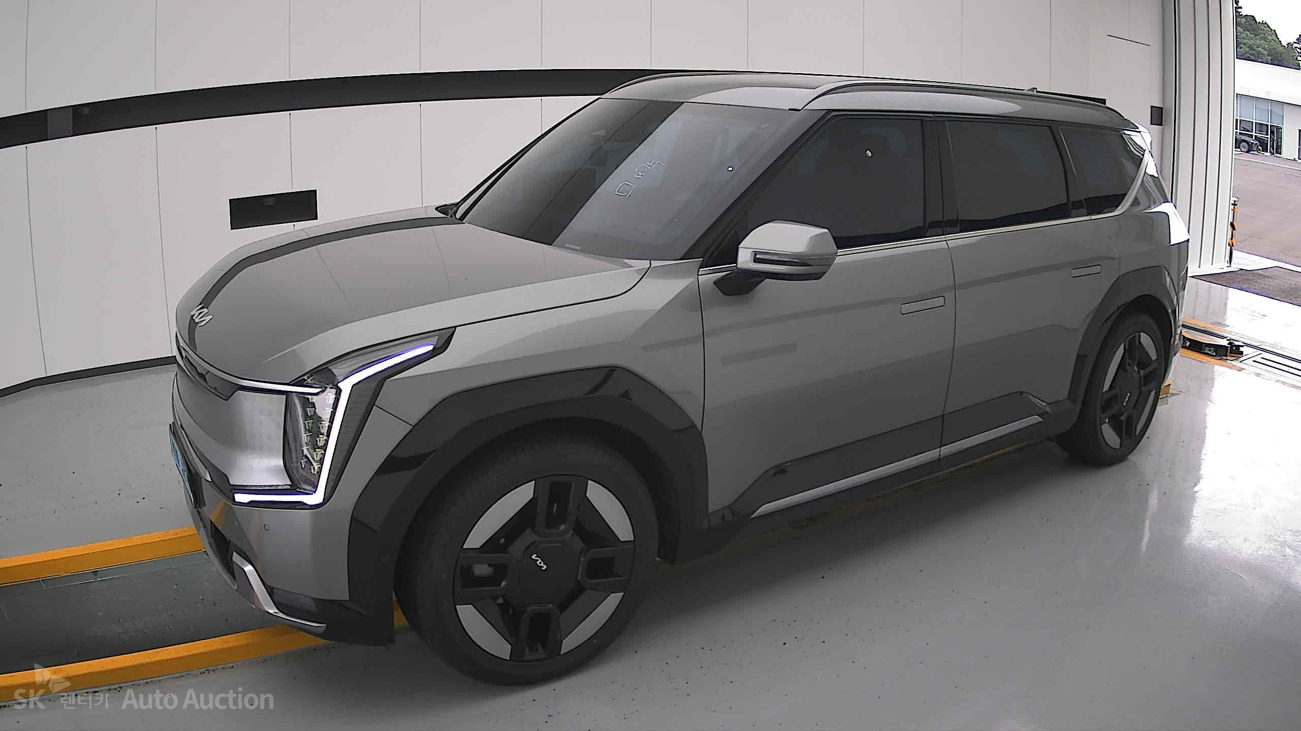 2024 - kia ev9