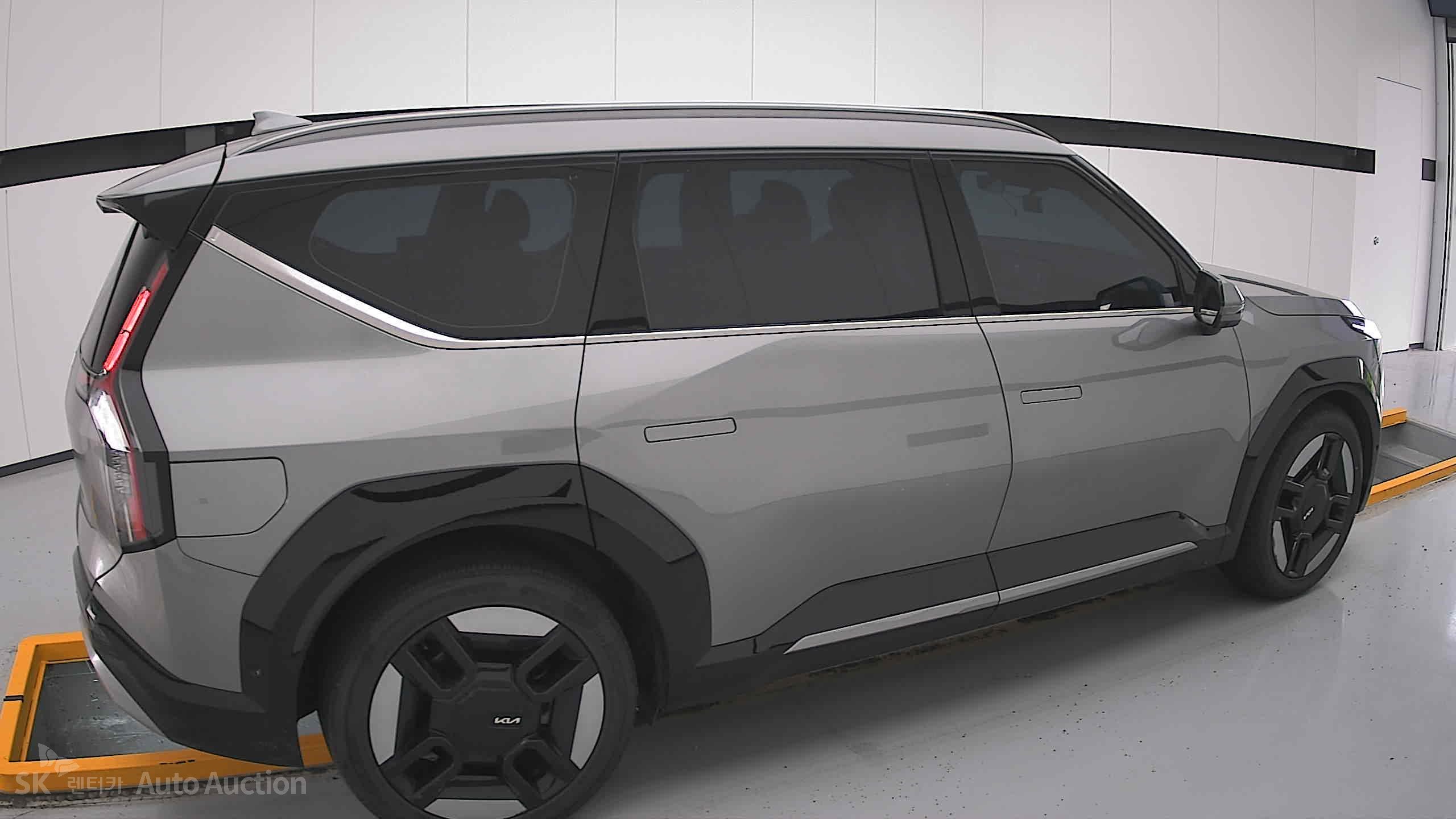 2024 - kia ev9