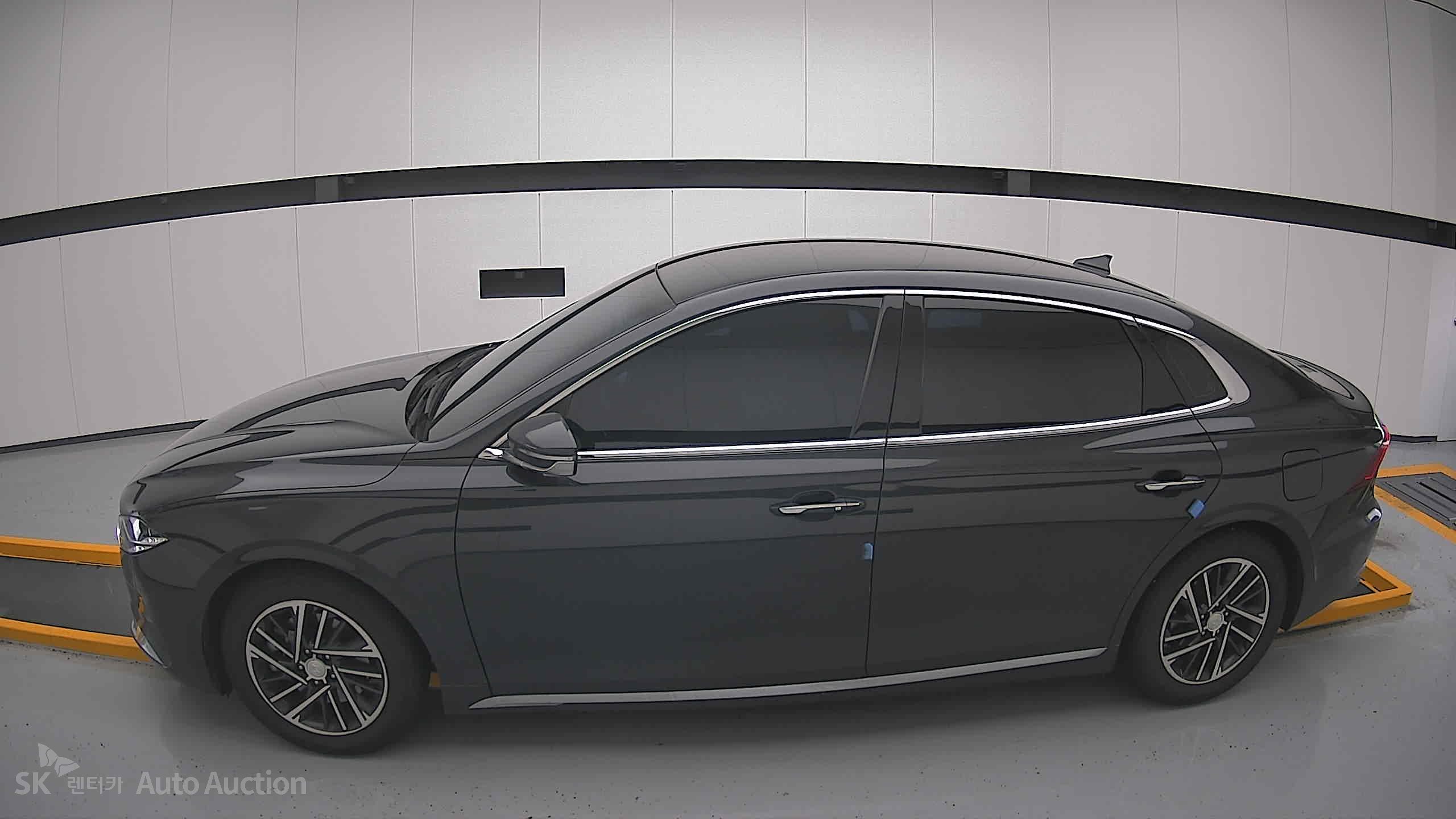 2021 - hyundai grandeur