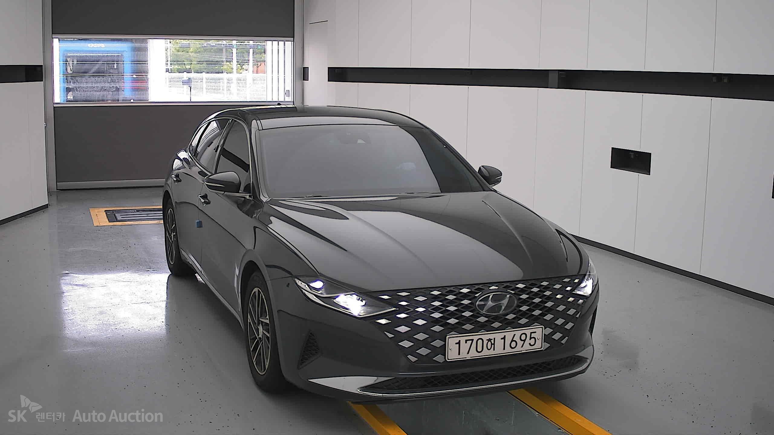 2021 - hyundai grandeur