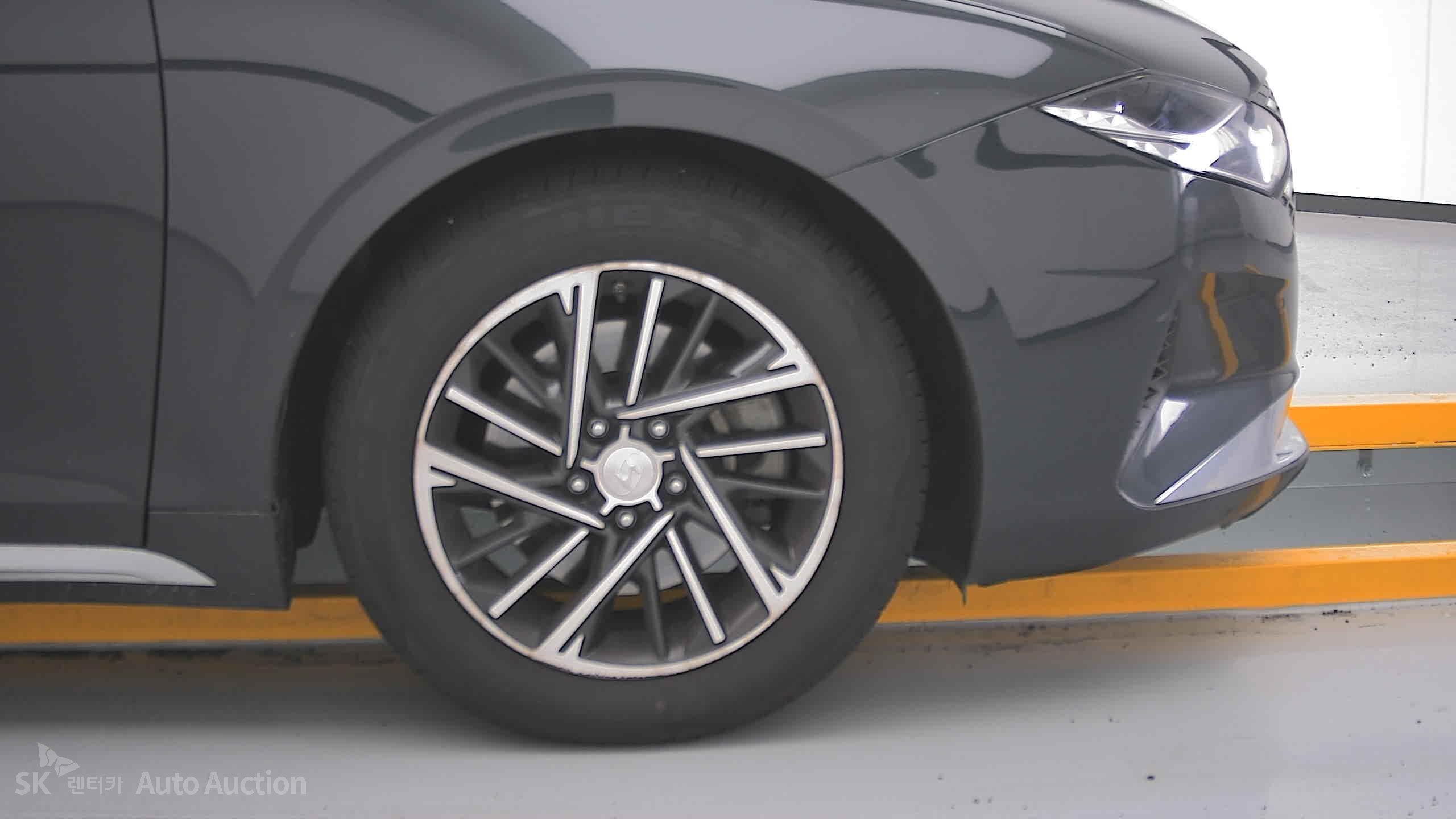 2021 - hyundai grandeur