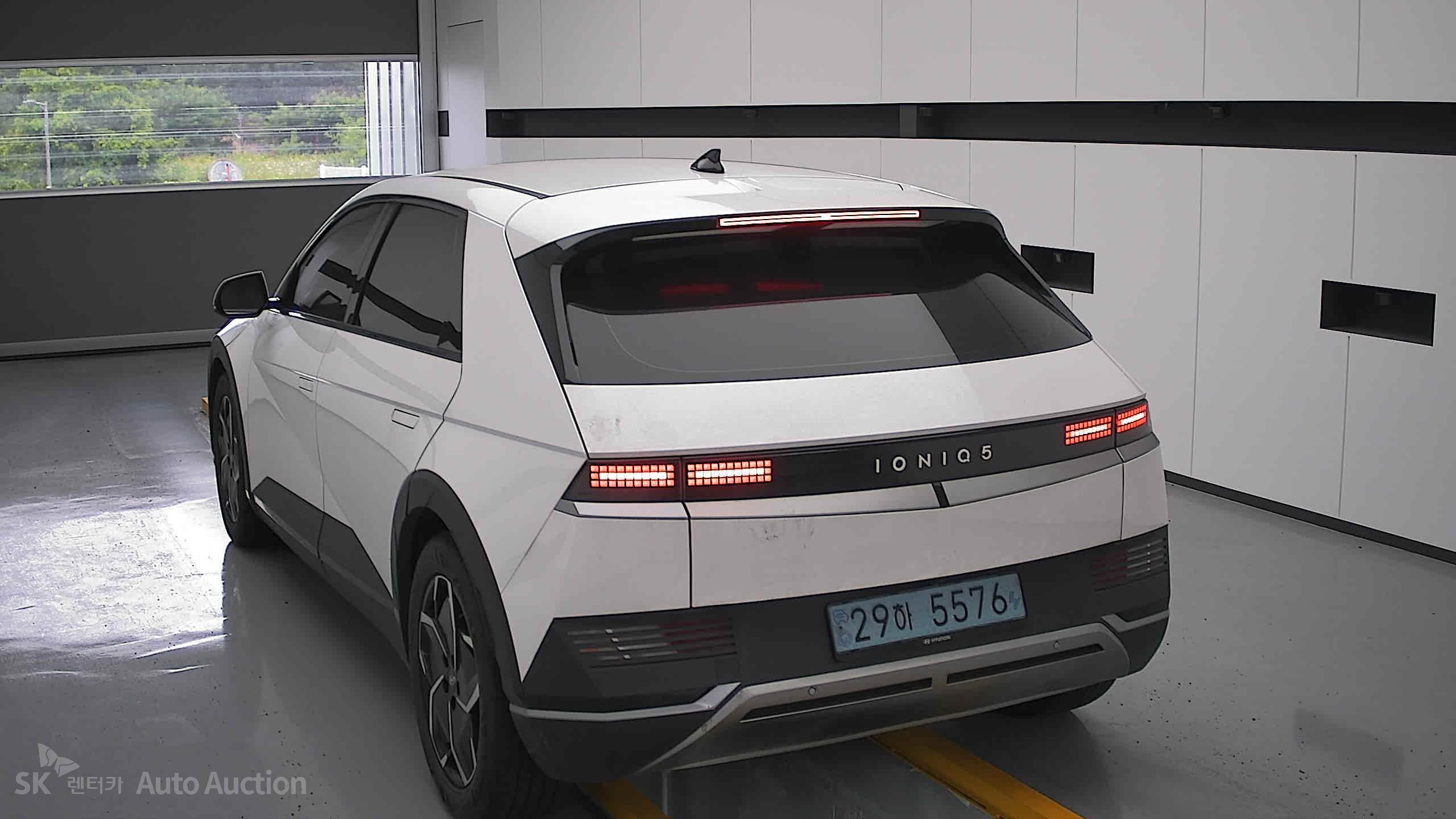 2022 - hyundai ioniq