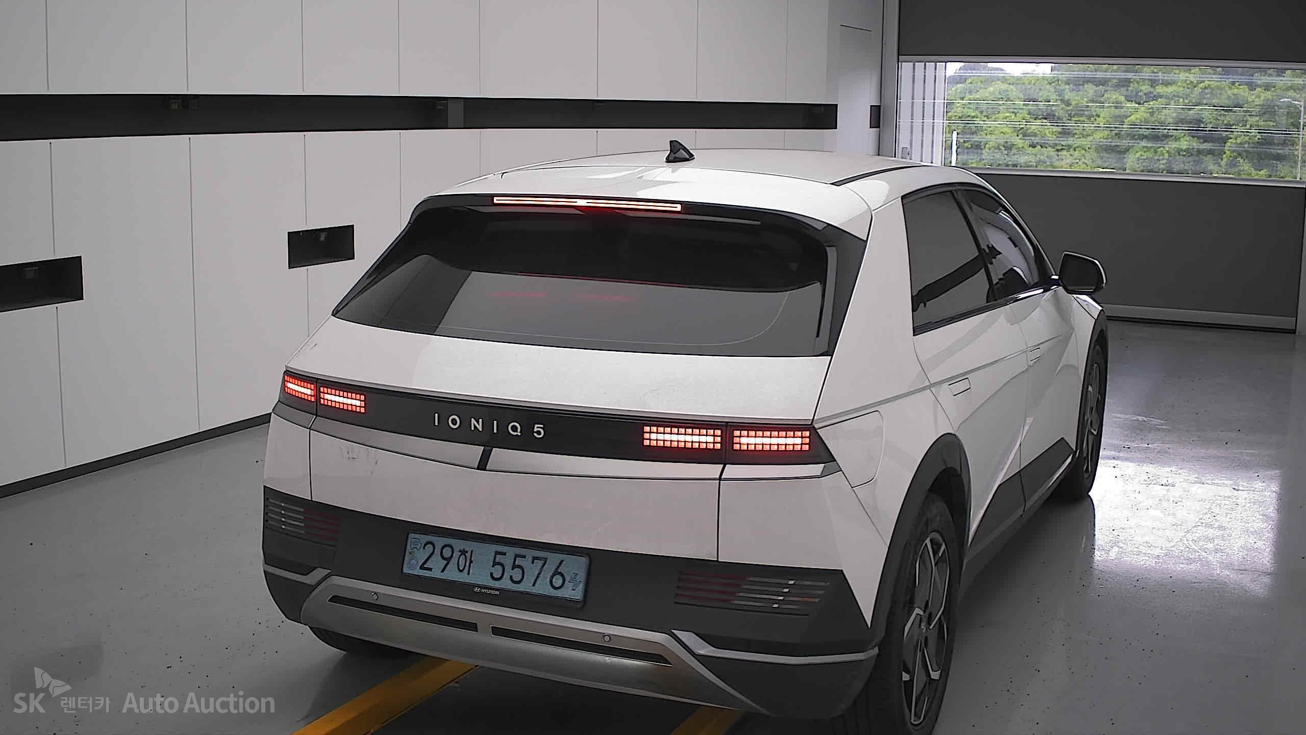 2022 - hyundai ioniq