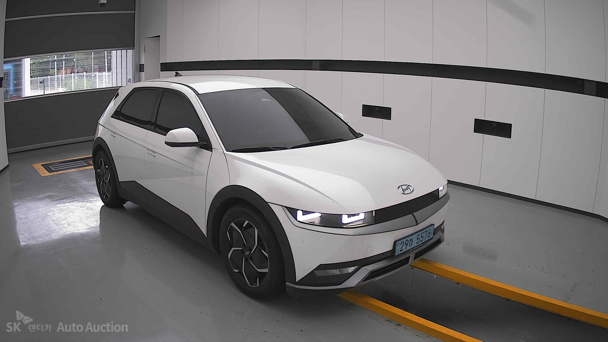 2022 - hyundai ioniq