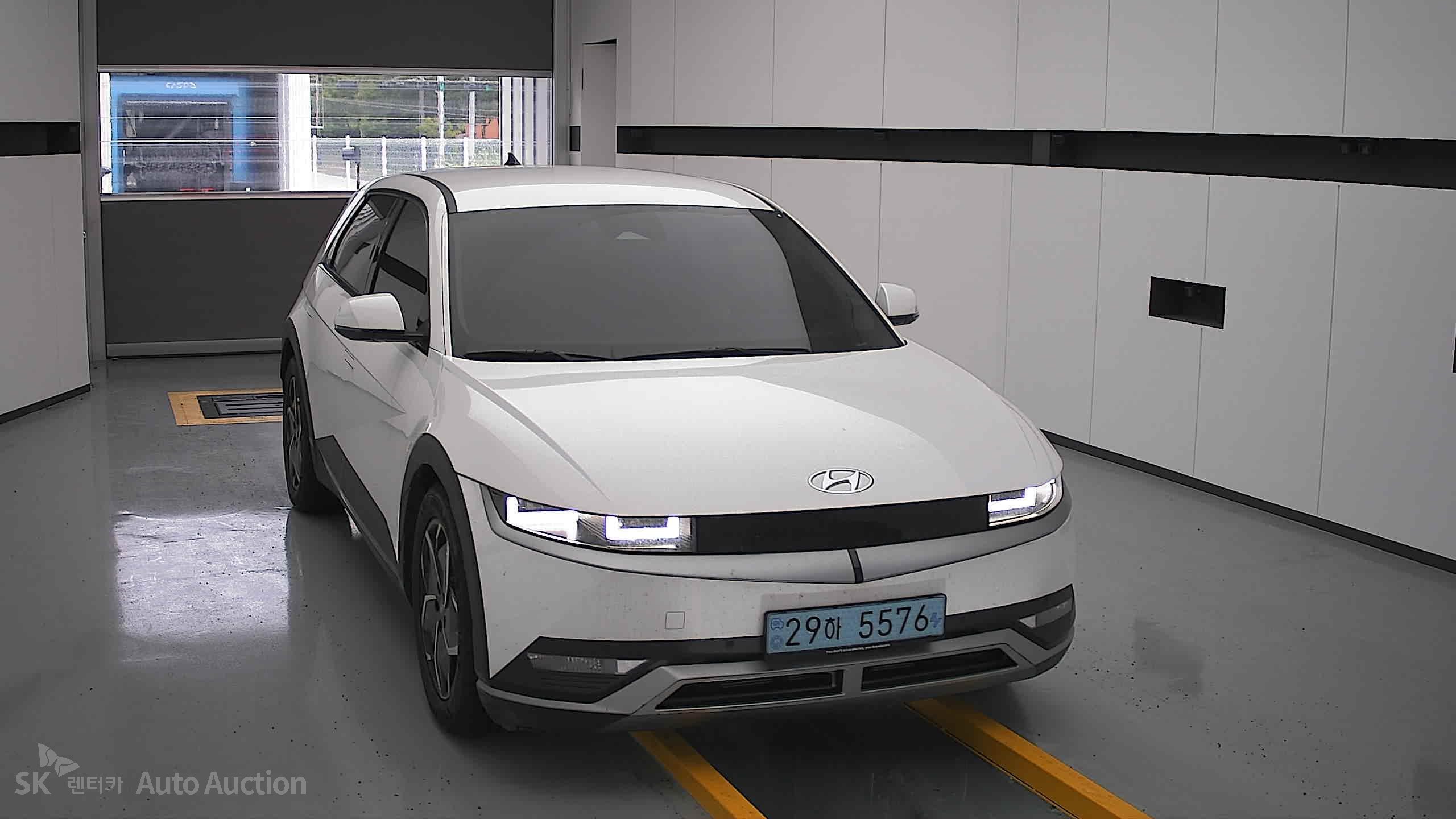 2022 - hyundai ioniq