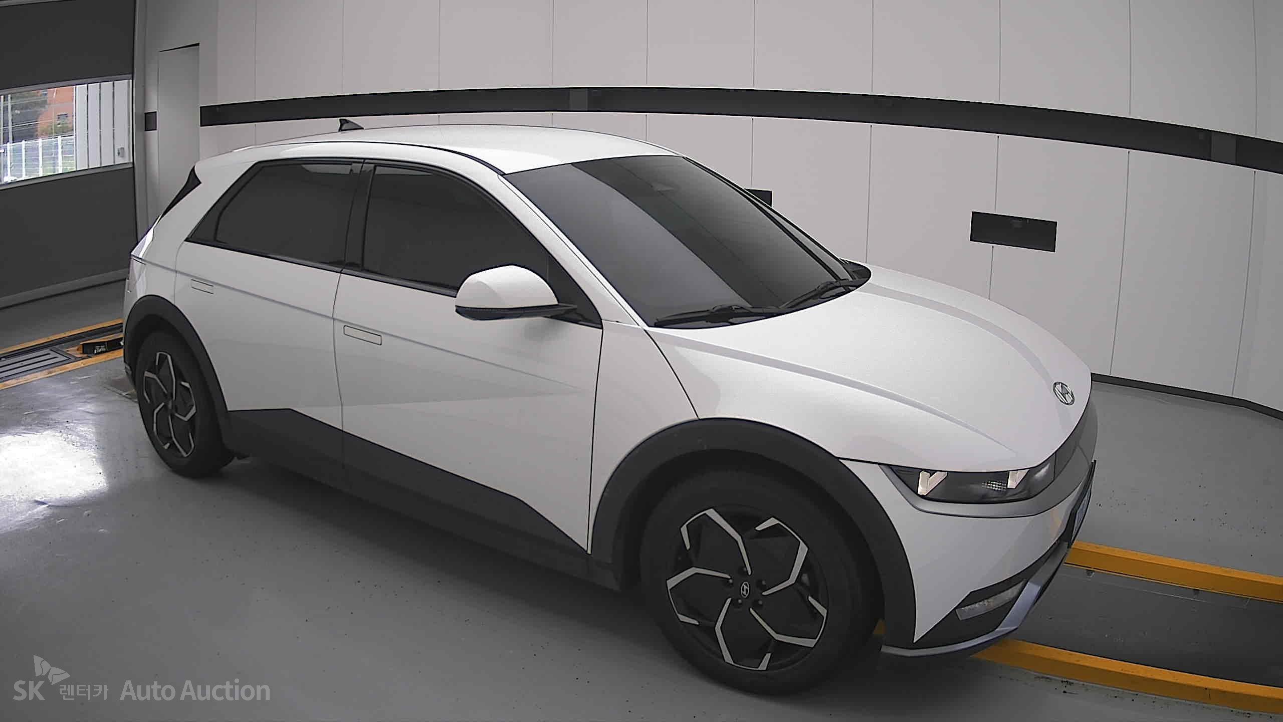 2022 - hyundai ioniq