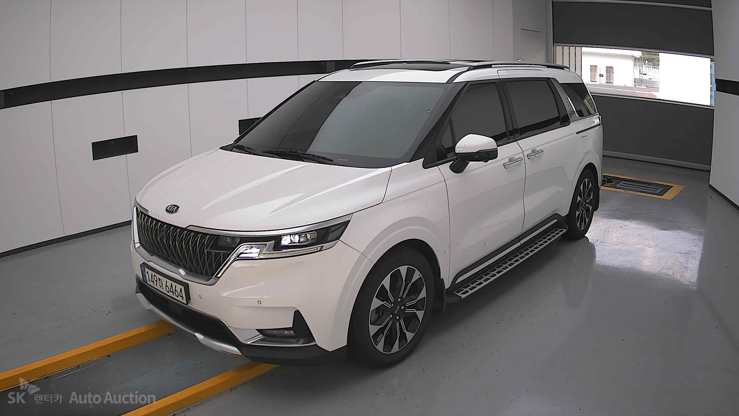 2021 - kia carnival