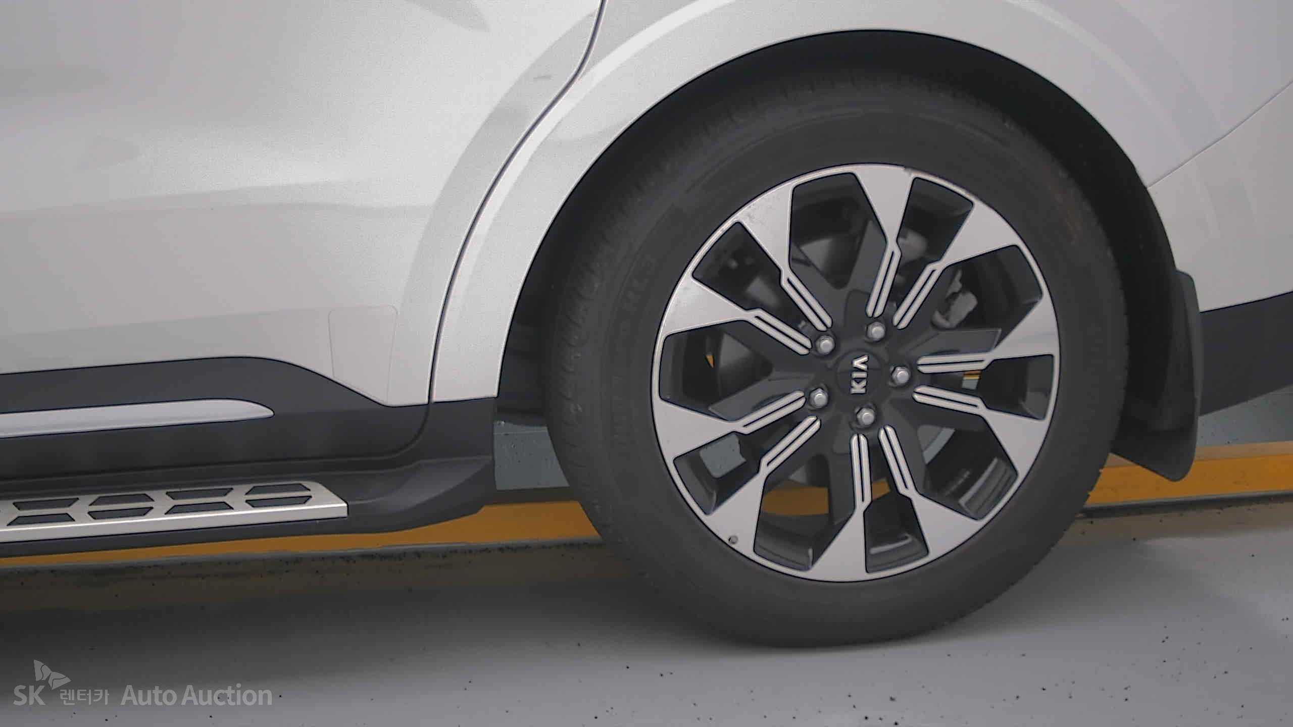 2021 - kia carnival
