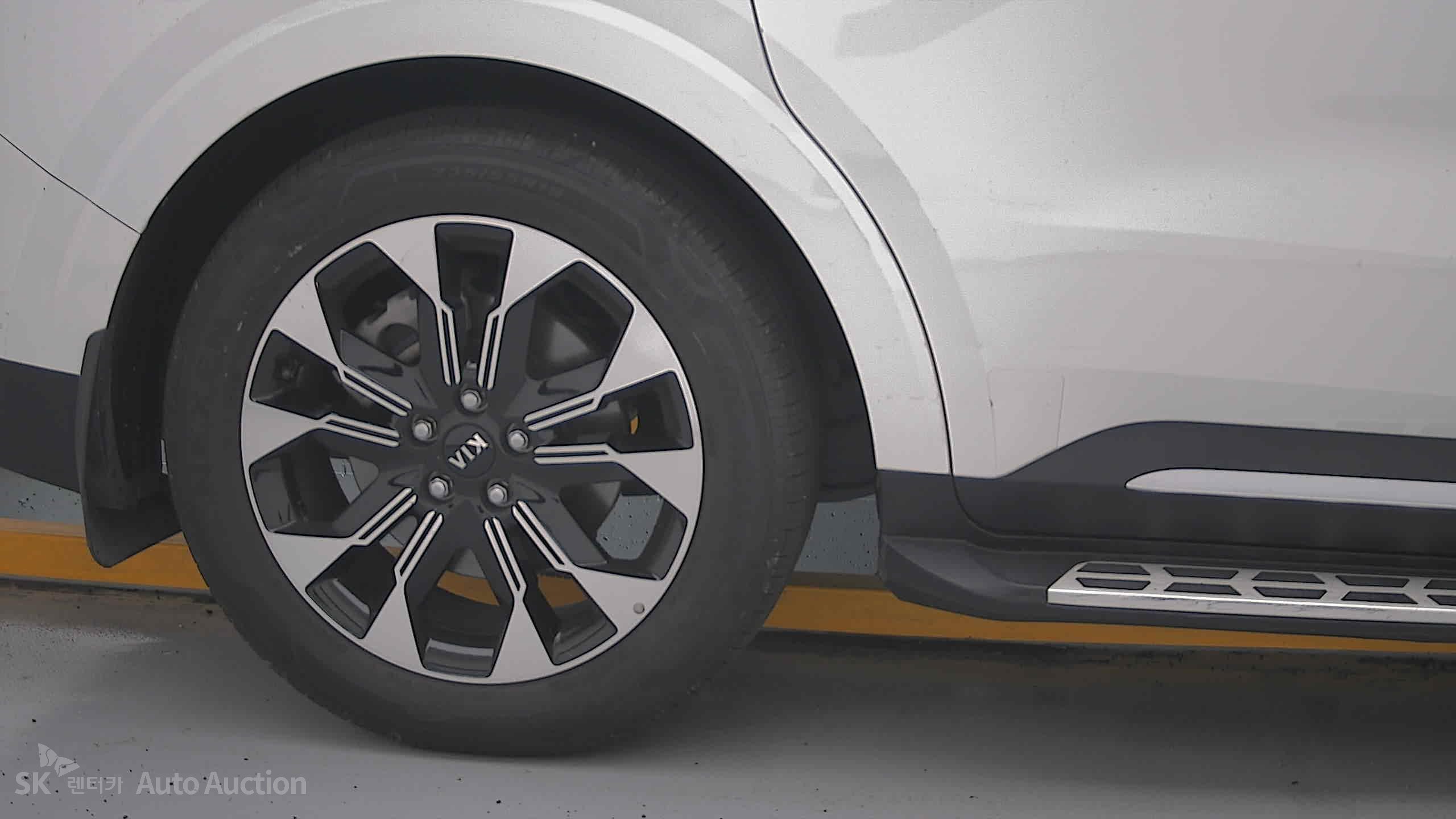 2021 - kia carnival