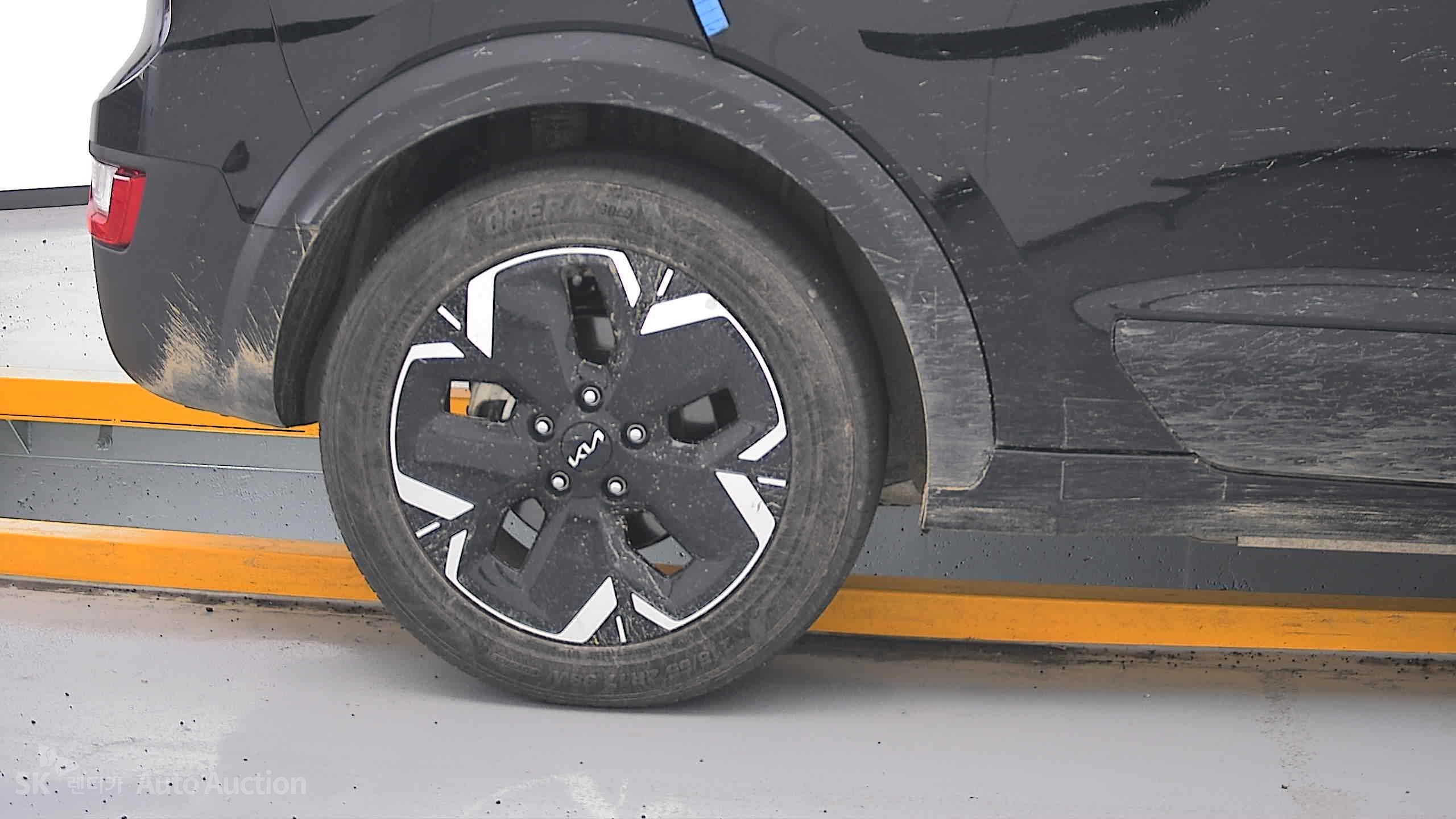 2023 - kia niro ev