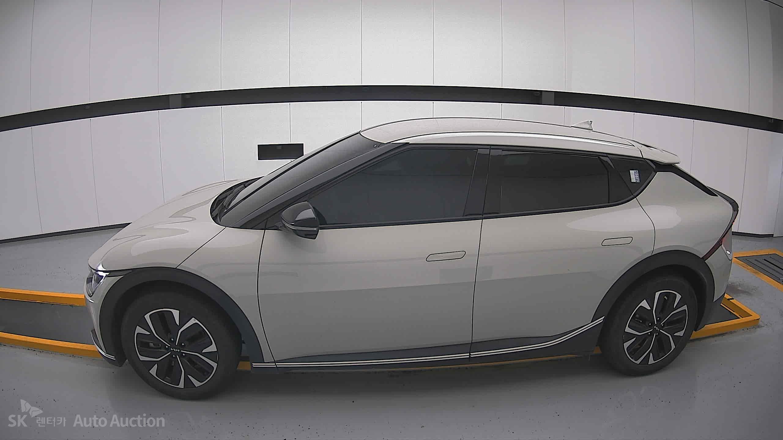 2022 - kia ev6