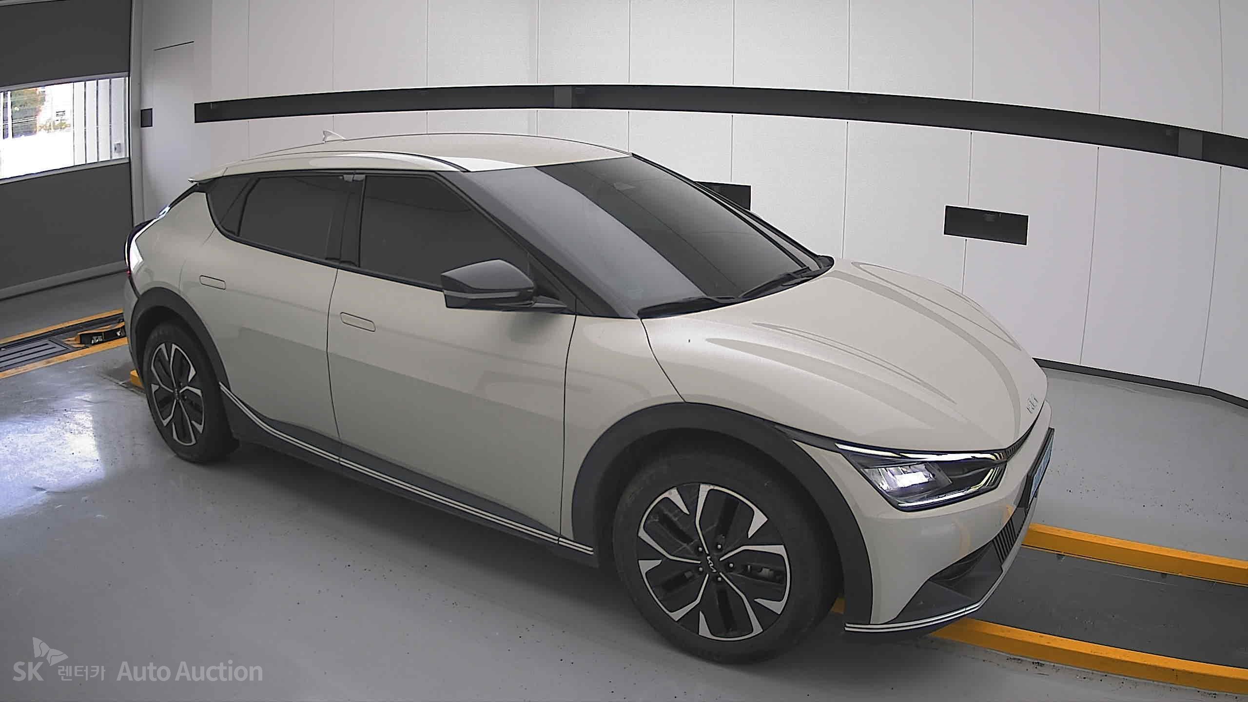 2022 - kia ev6