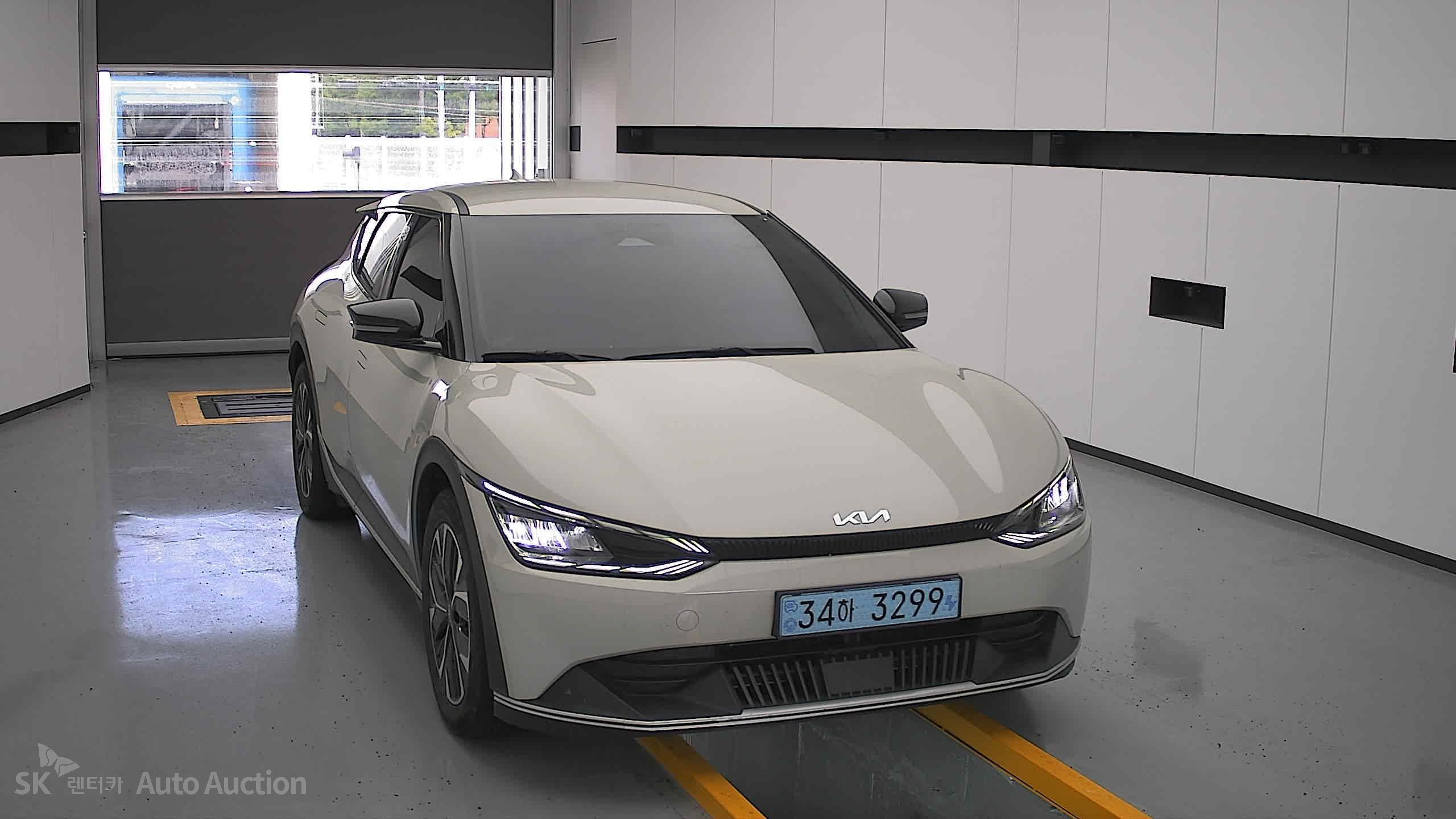 2022 - kia ev6