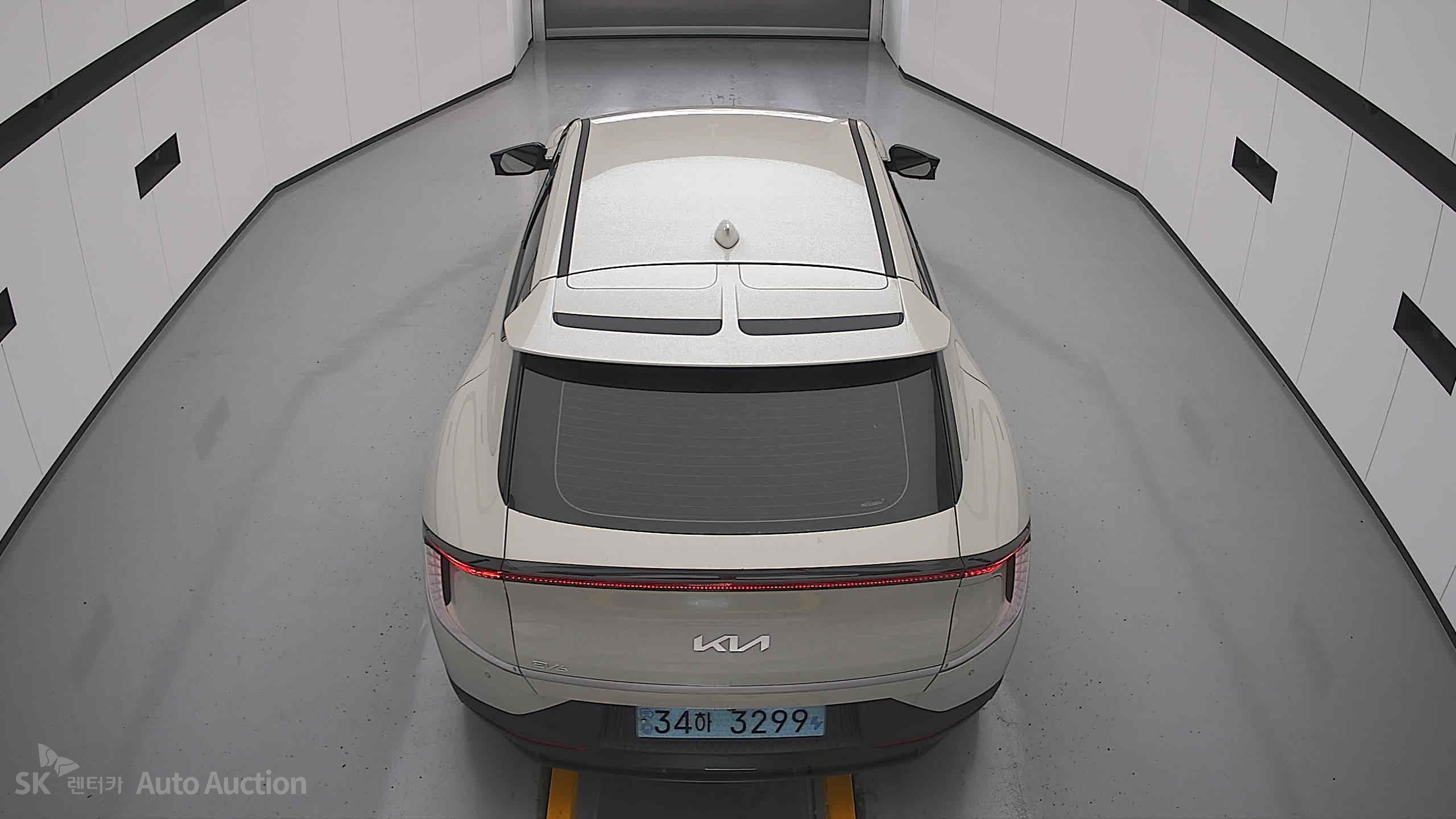 2022 - kia ev6