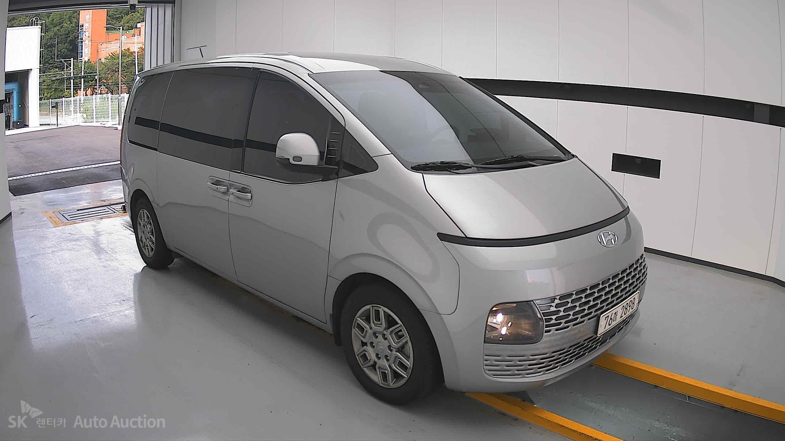 هيونداي Staria 2022 — صورة 21