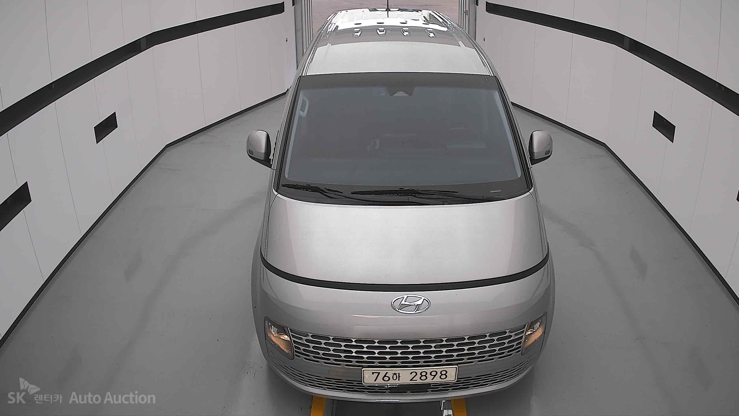 هيونداي Staria 2022 — صورة 24