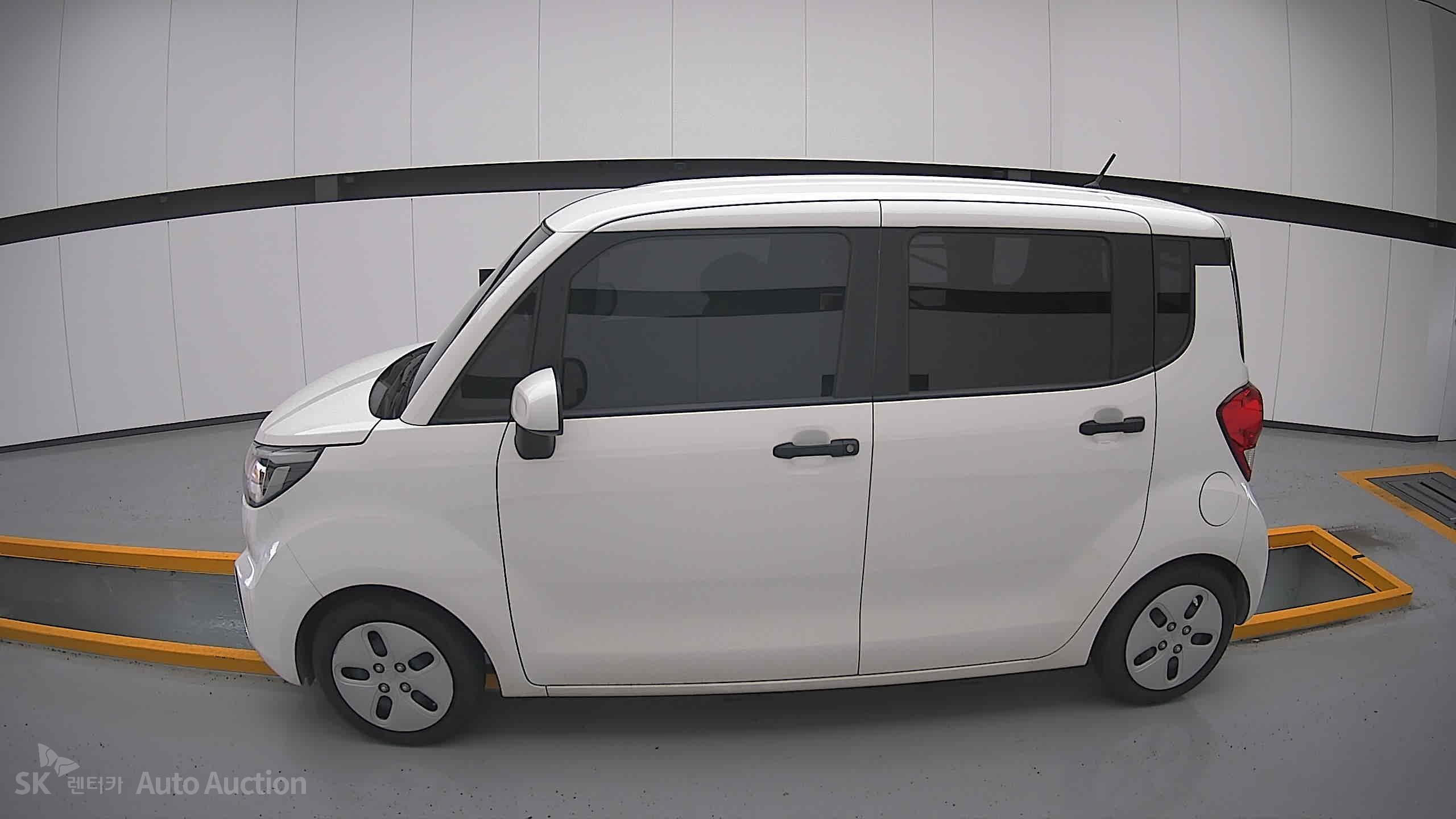 2022 - kia ray