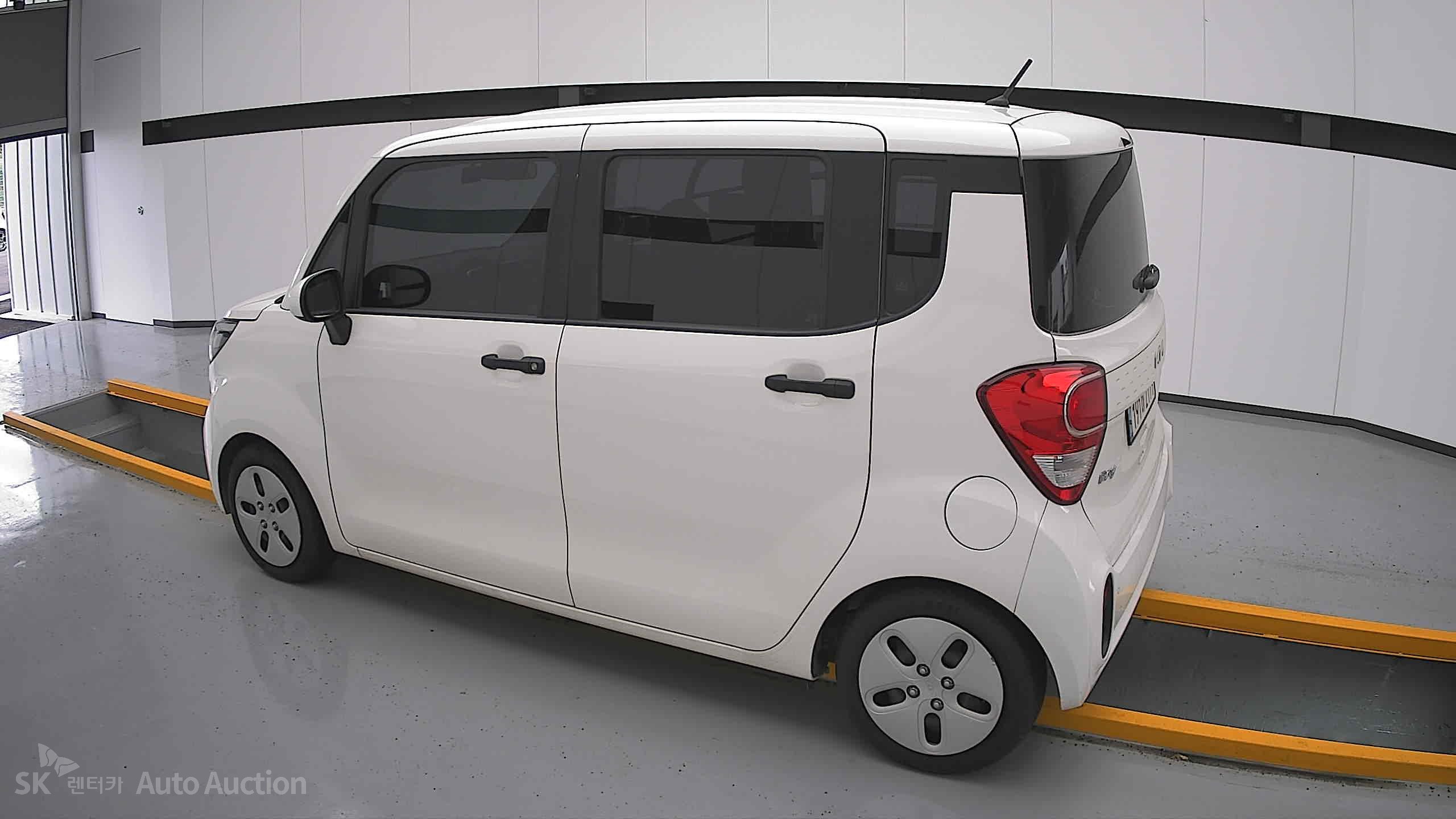 2022 - kia ray