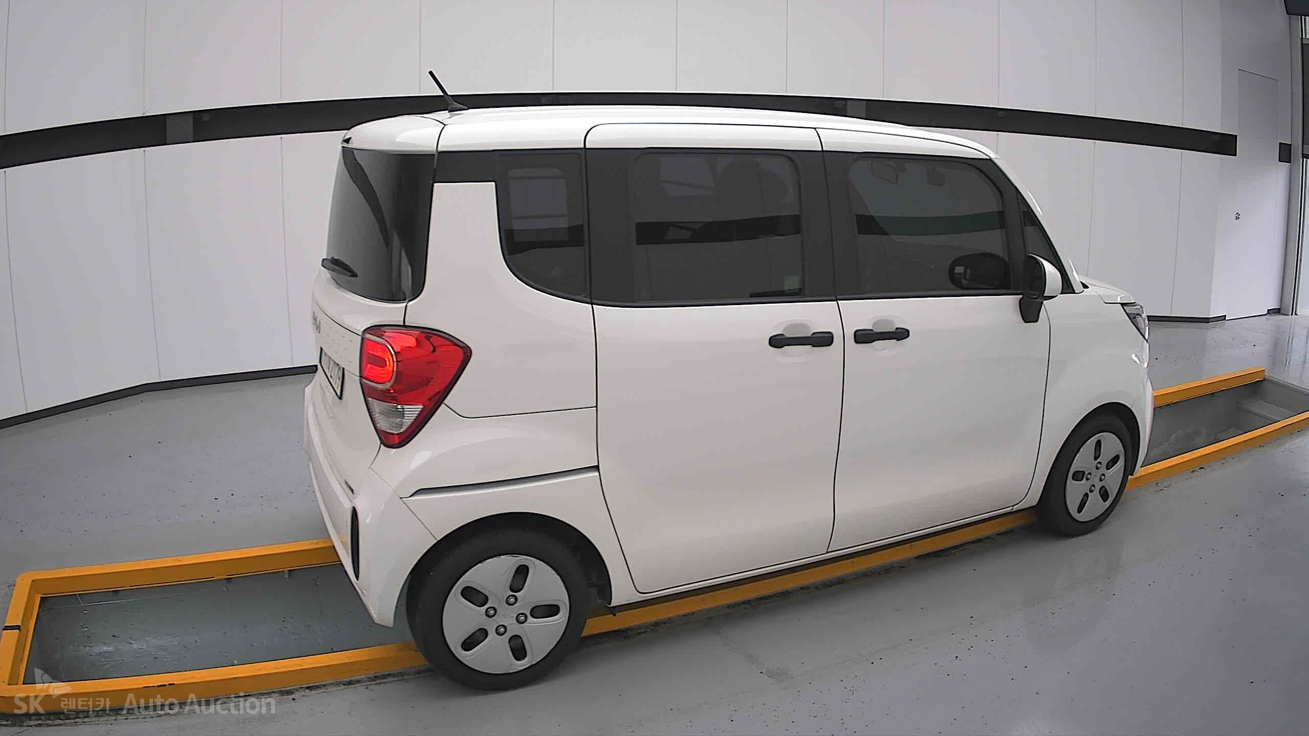 2022 - kia ray