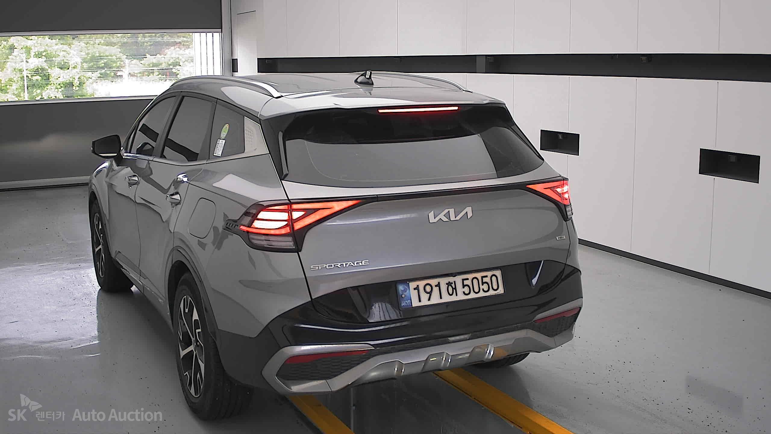 2022 - kia sportage