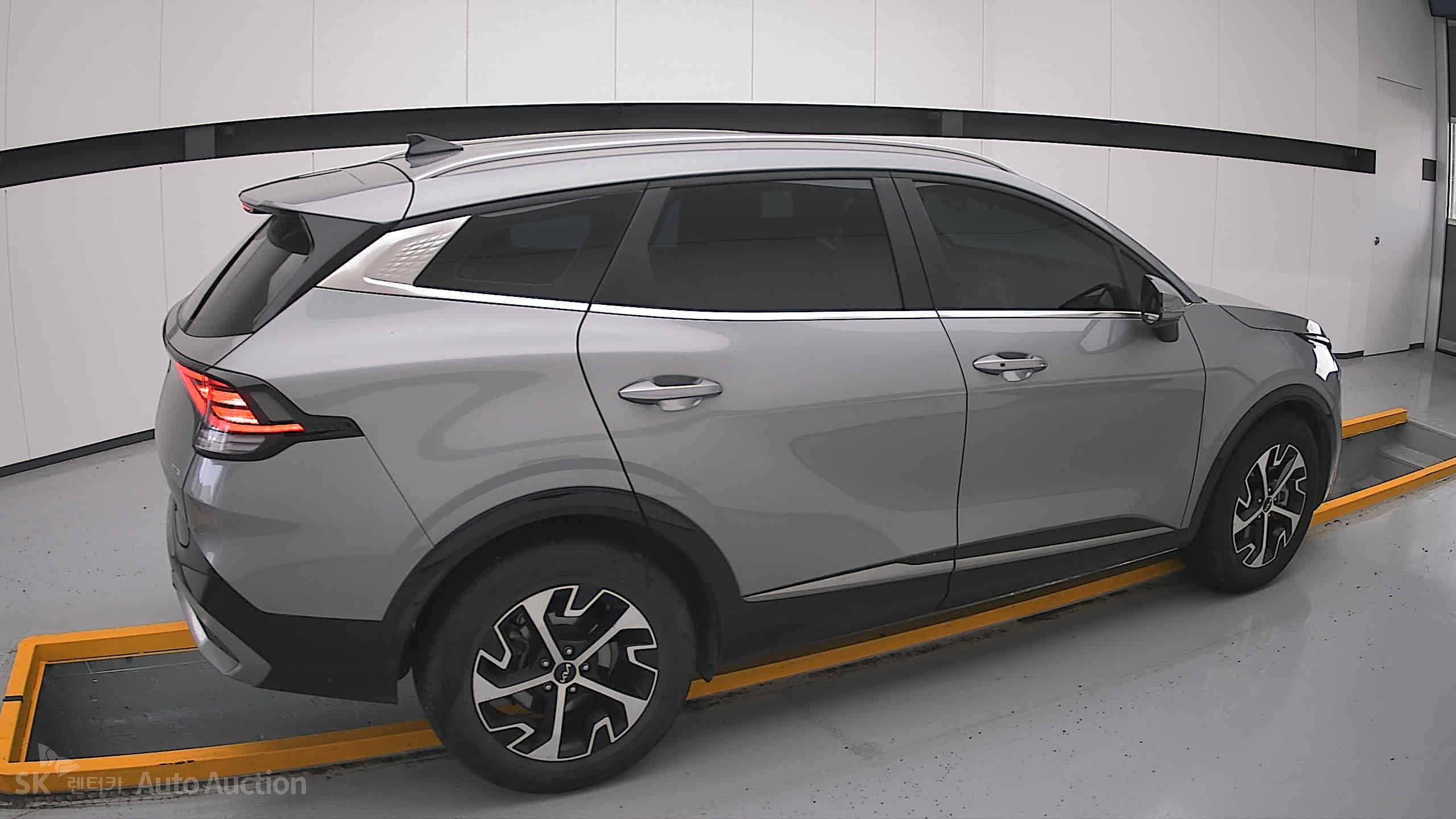2022 - kia sportage