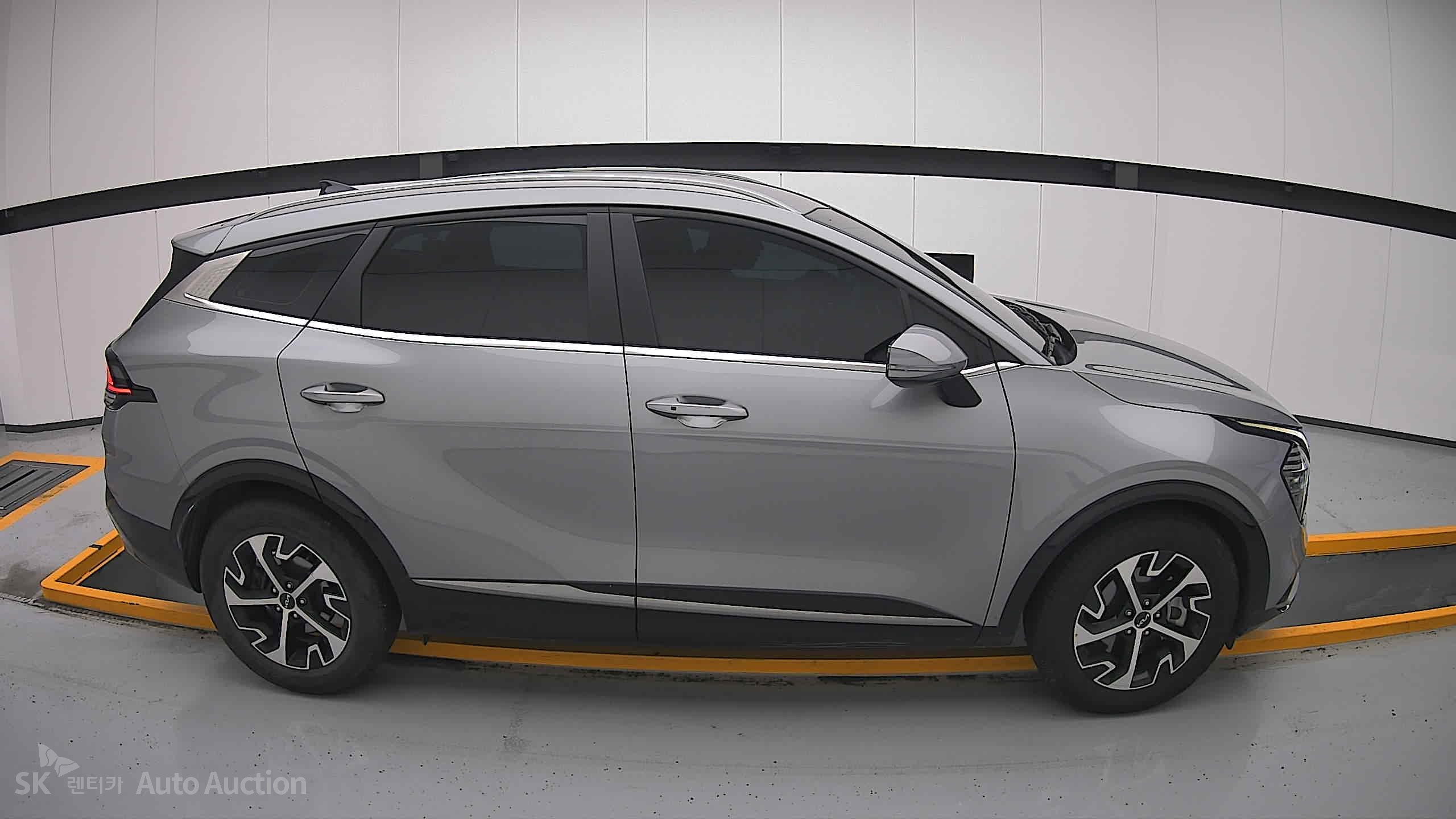 2022 - kia sportage