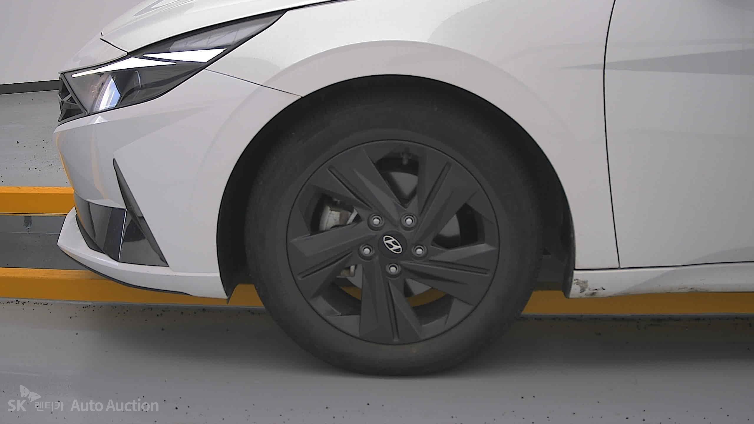 2023 - hyundai avante