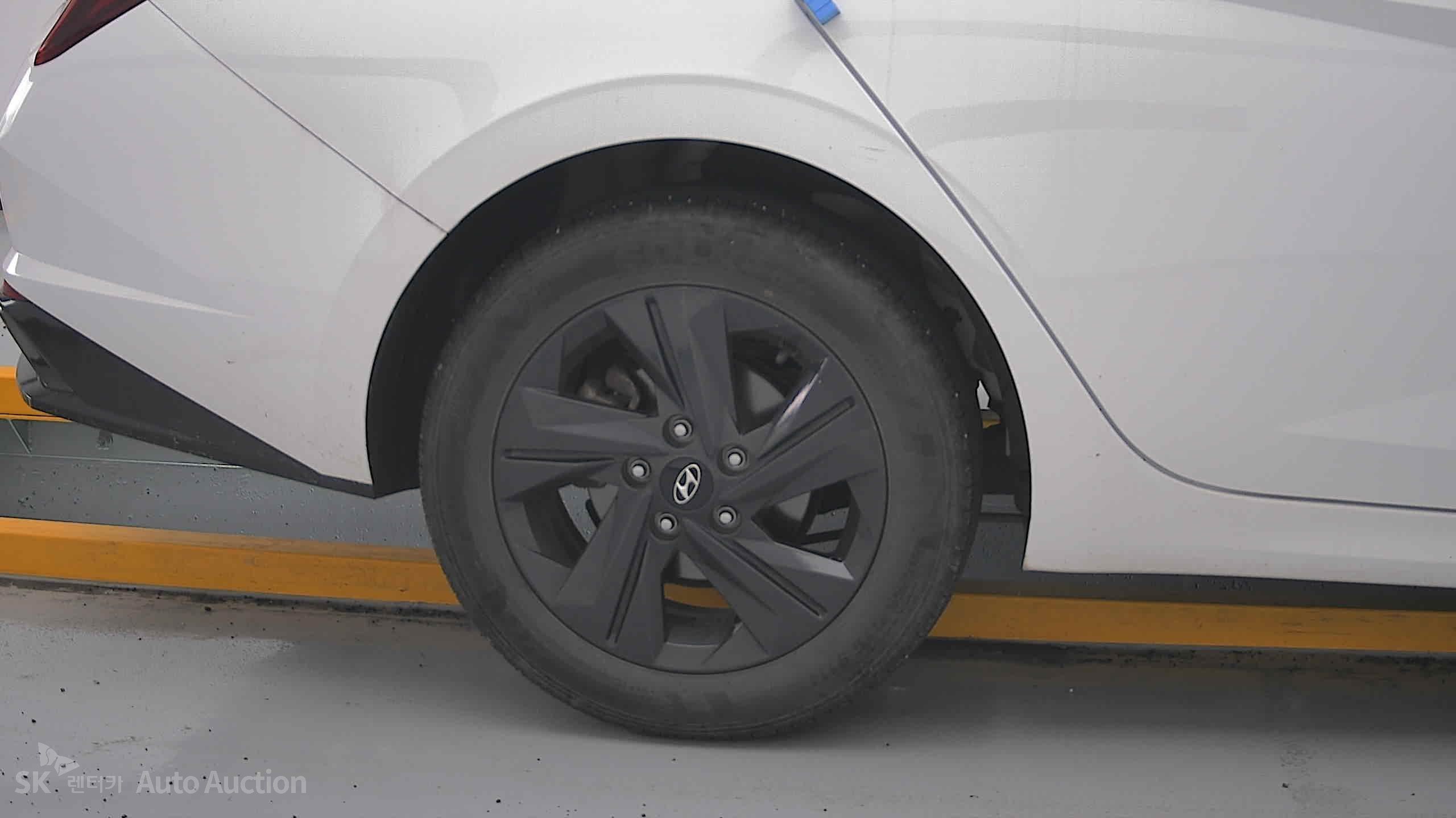 2023 - hyundai avante
