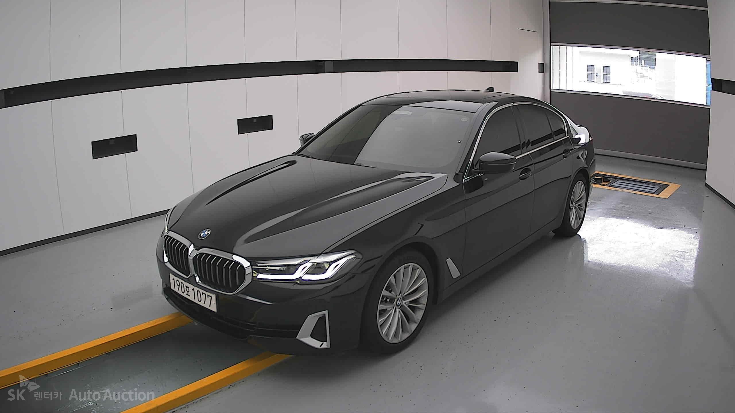 2021 - bmw 5 series