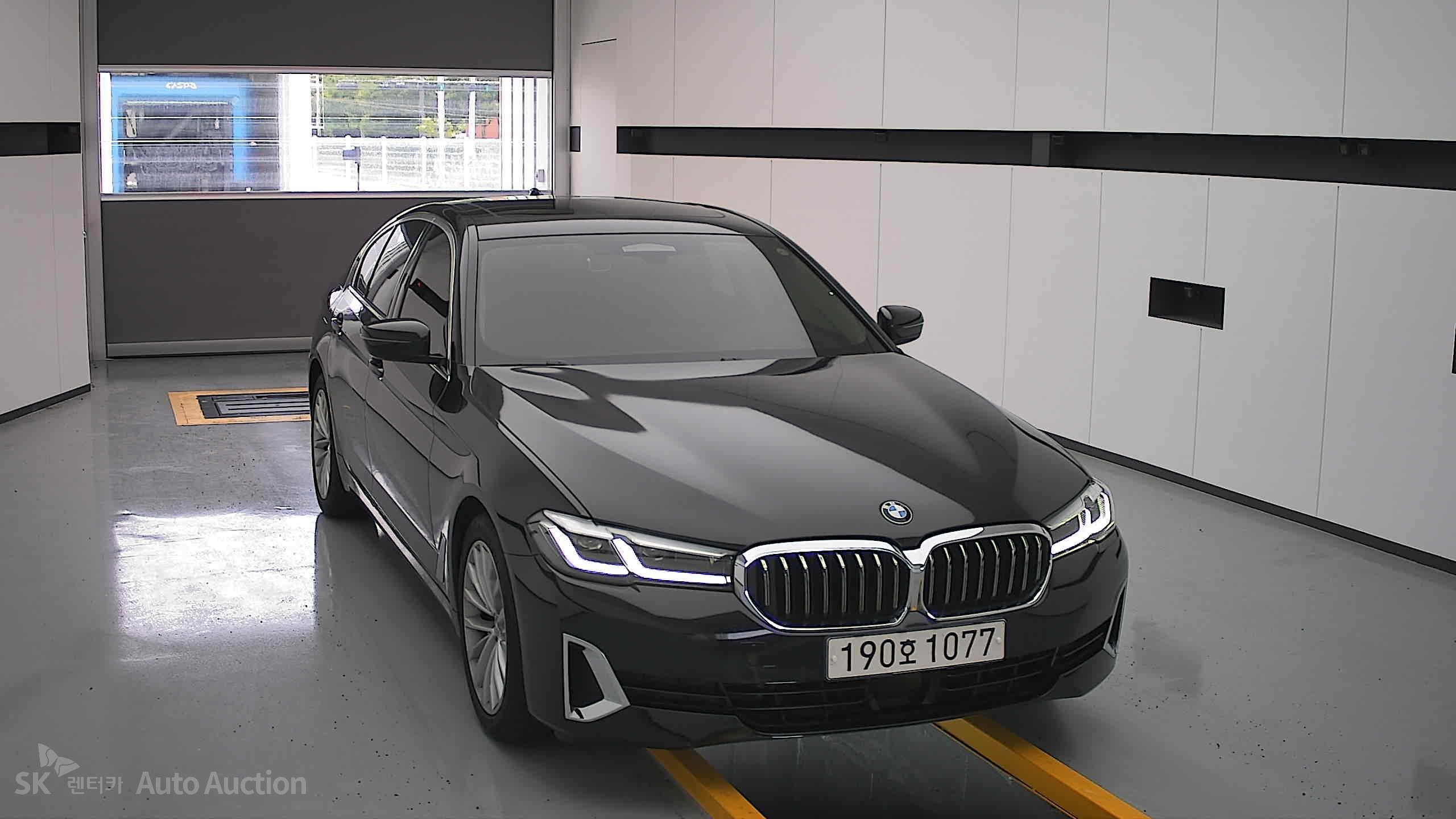 2021 - bmw 5 series