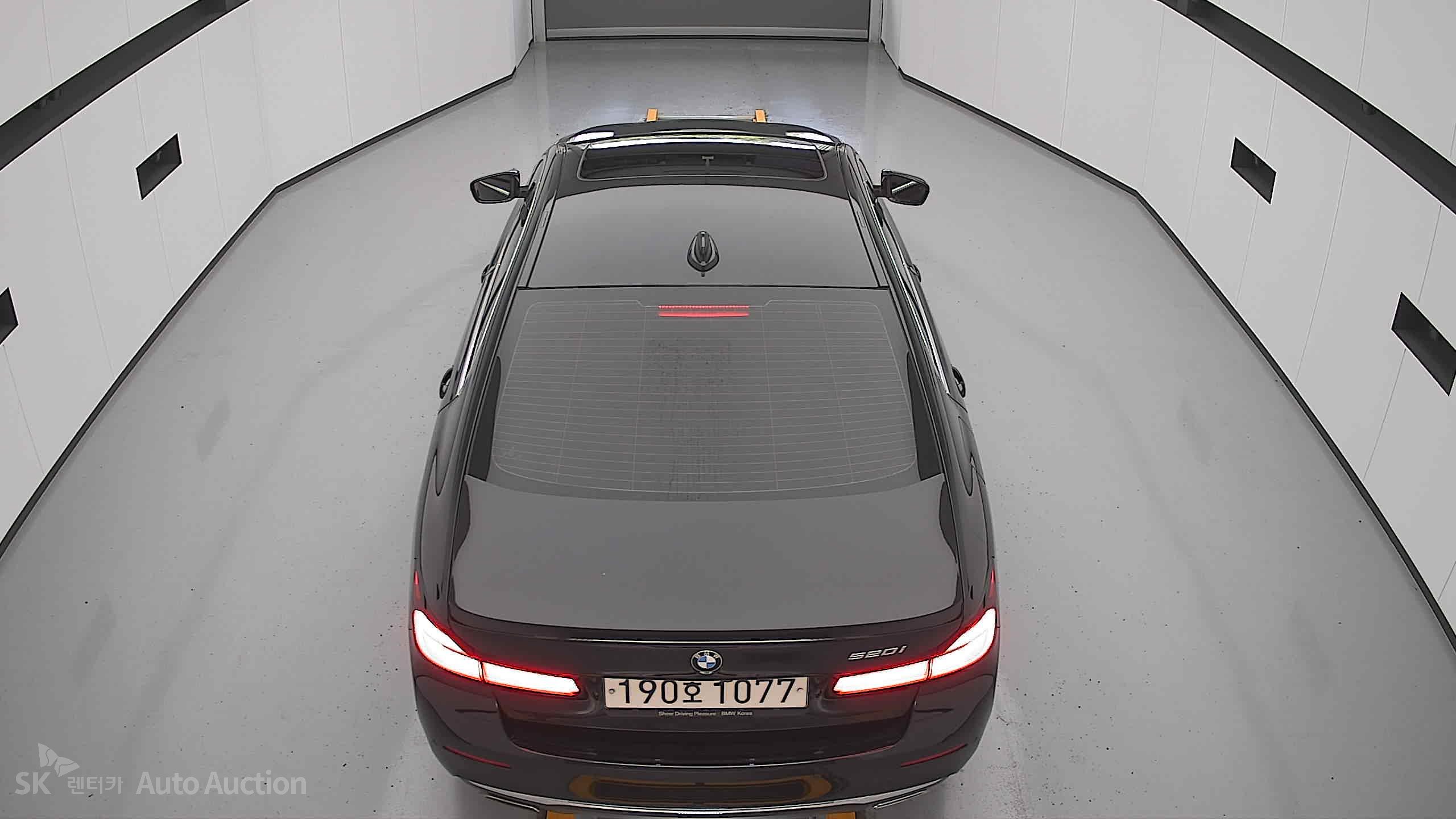 2021 - bmw 5 series