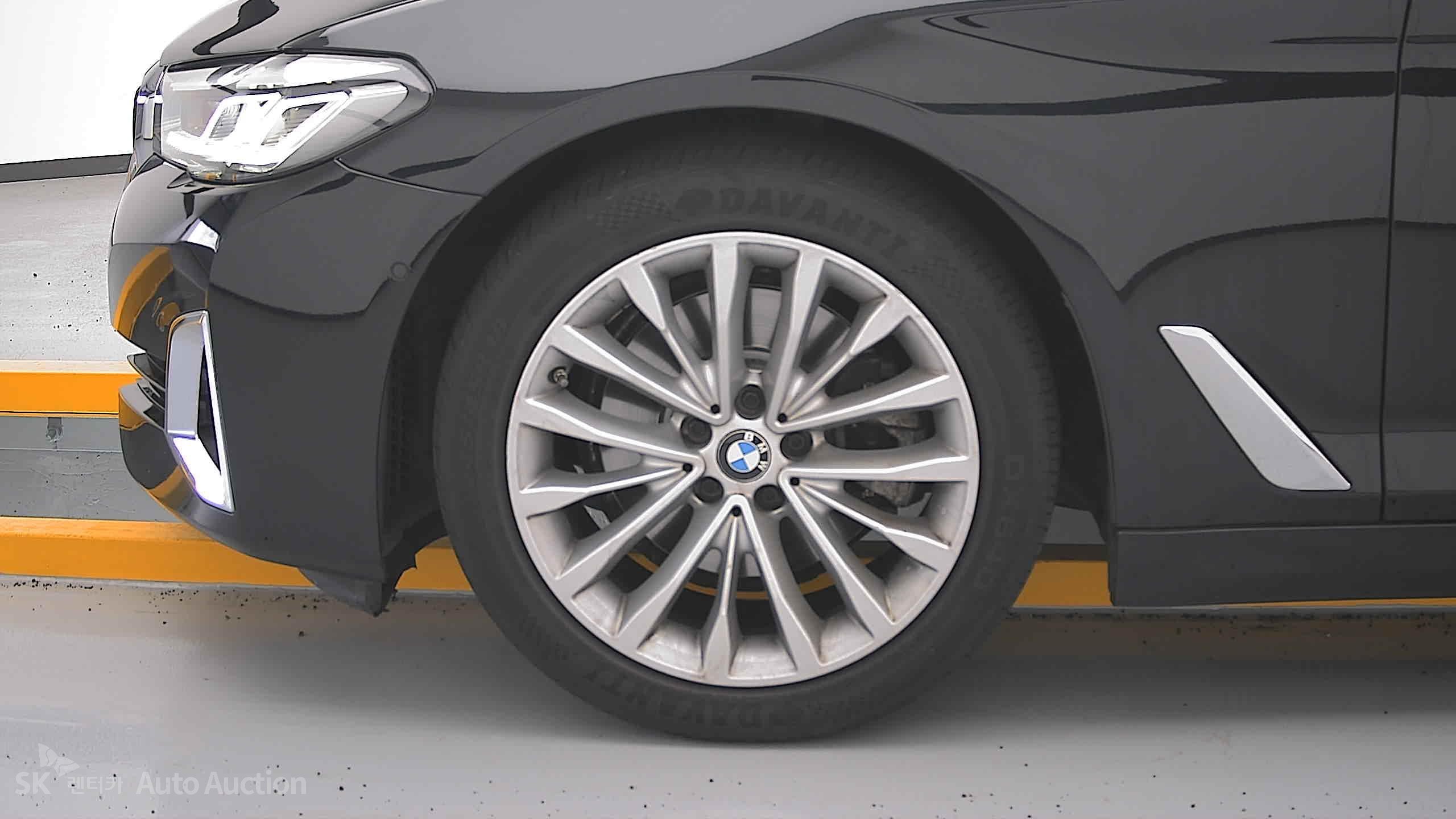 2021 - bmw 5 series