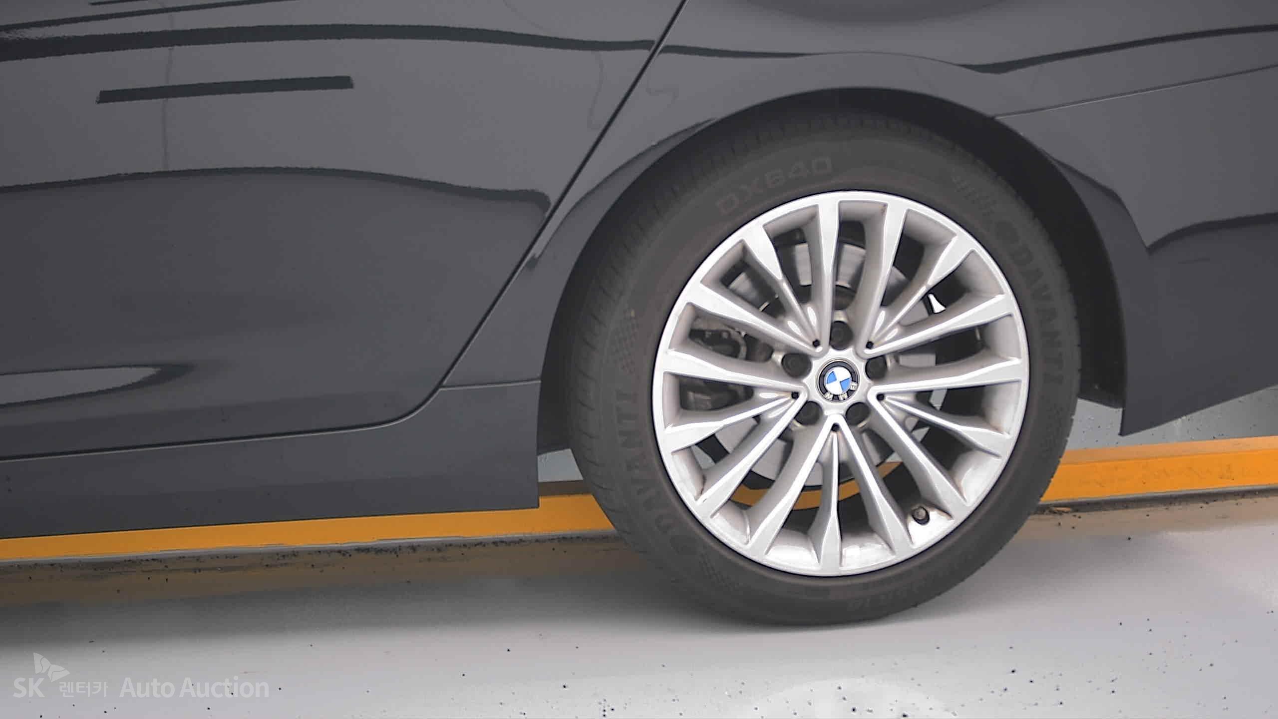 2021 - bmw 5 series